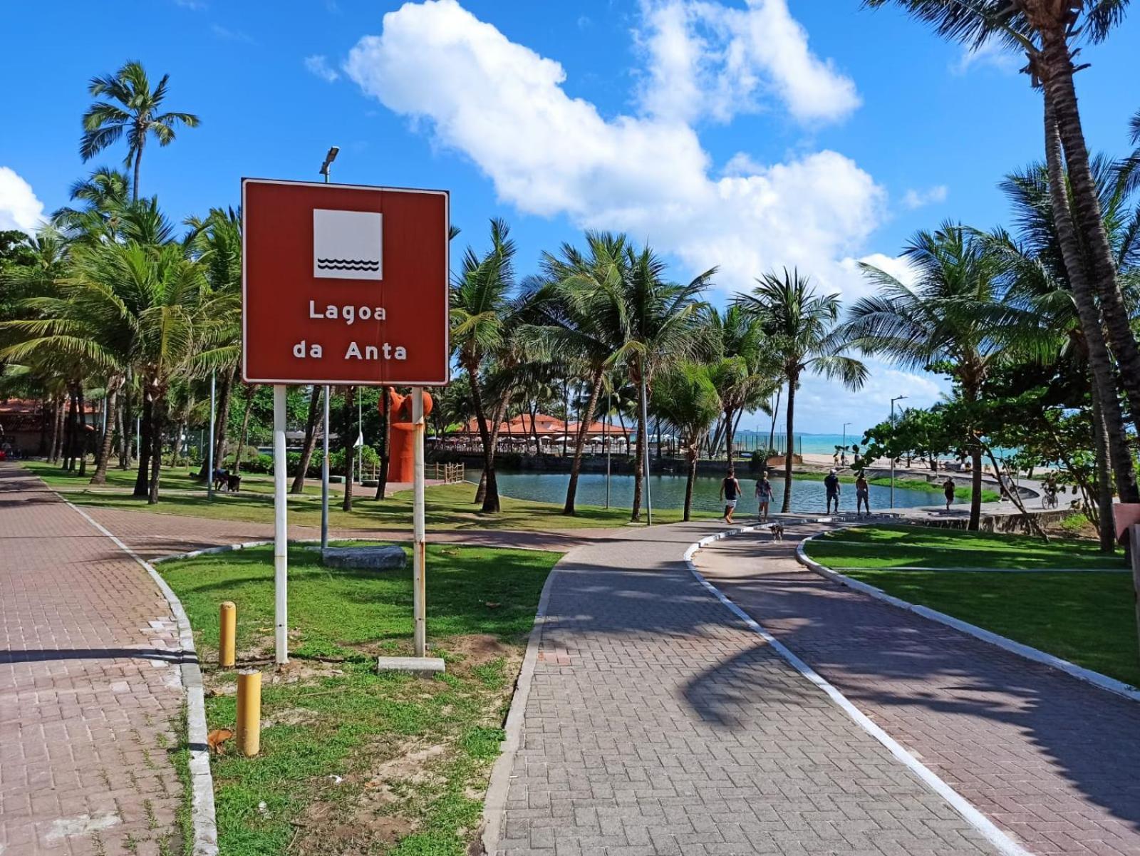 AP da dona Lalyta - com vista do mar - em Maceio-AL