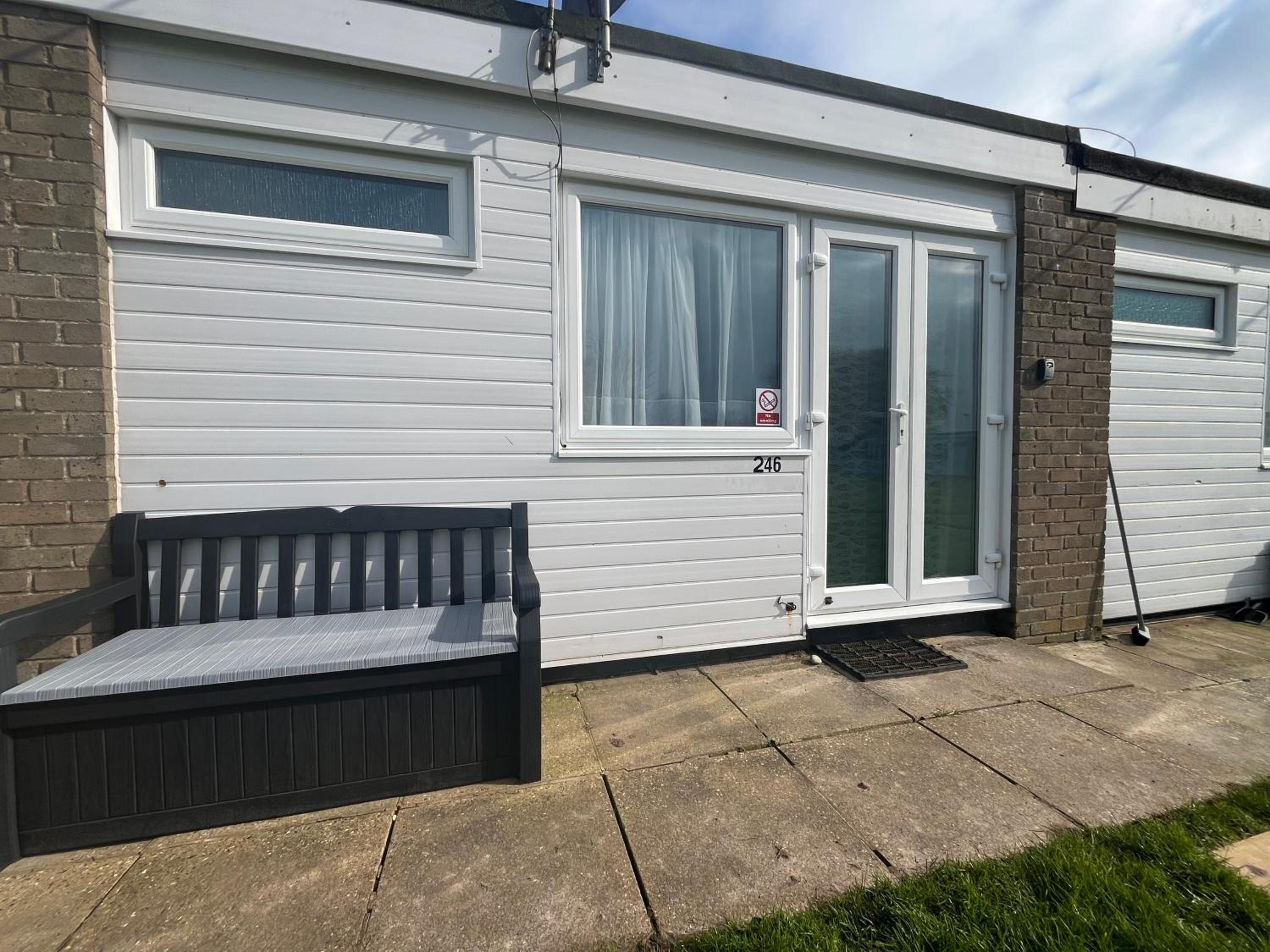 246, Two bed Chalet on Belle Aire Holiday Park - sleeps 5, pet friendly, free Wi-Fi, bed linen and towels included plus onsite entertainment available view 4