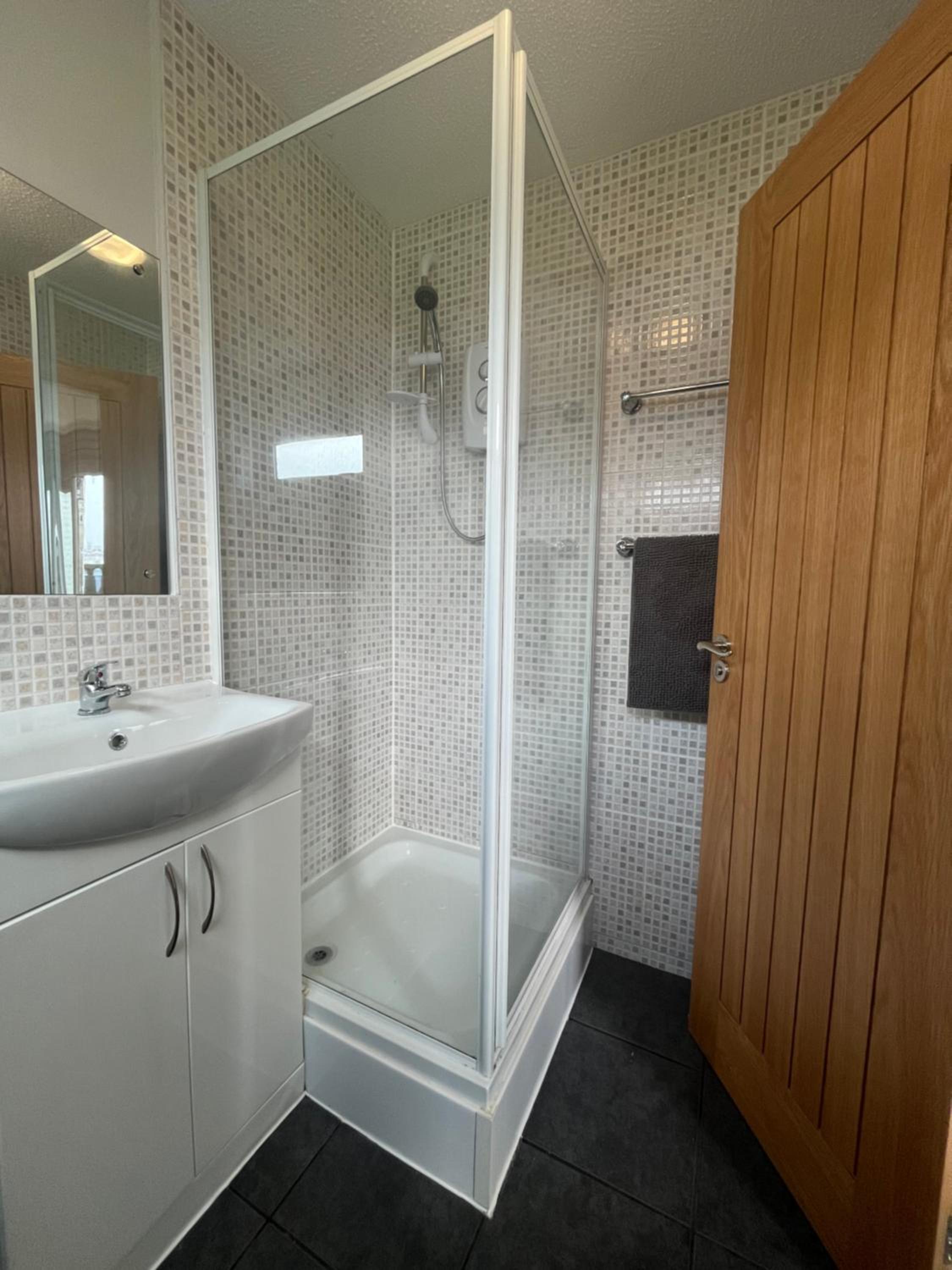 246, Two bed Chalet on Belle Aire Holiday Park - sleeps 5, pet friendly, free Wi-Fi, bed linen and towels included plus onsite entertainment available view 3