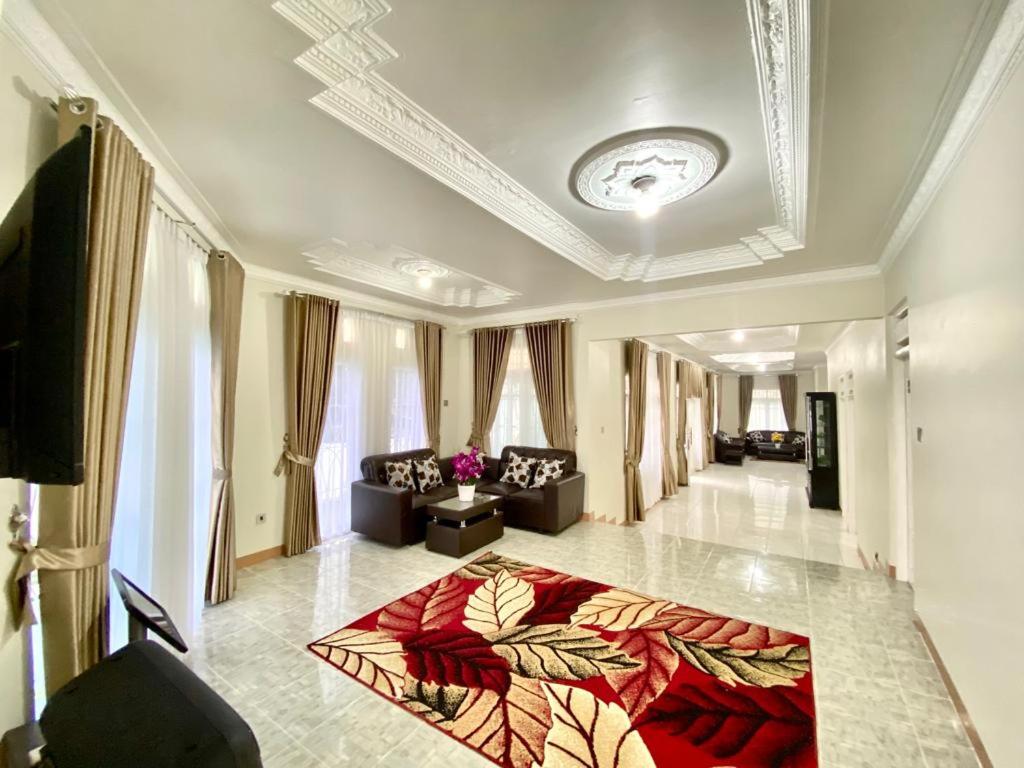 Villa Green T