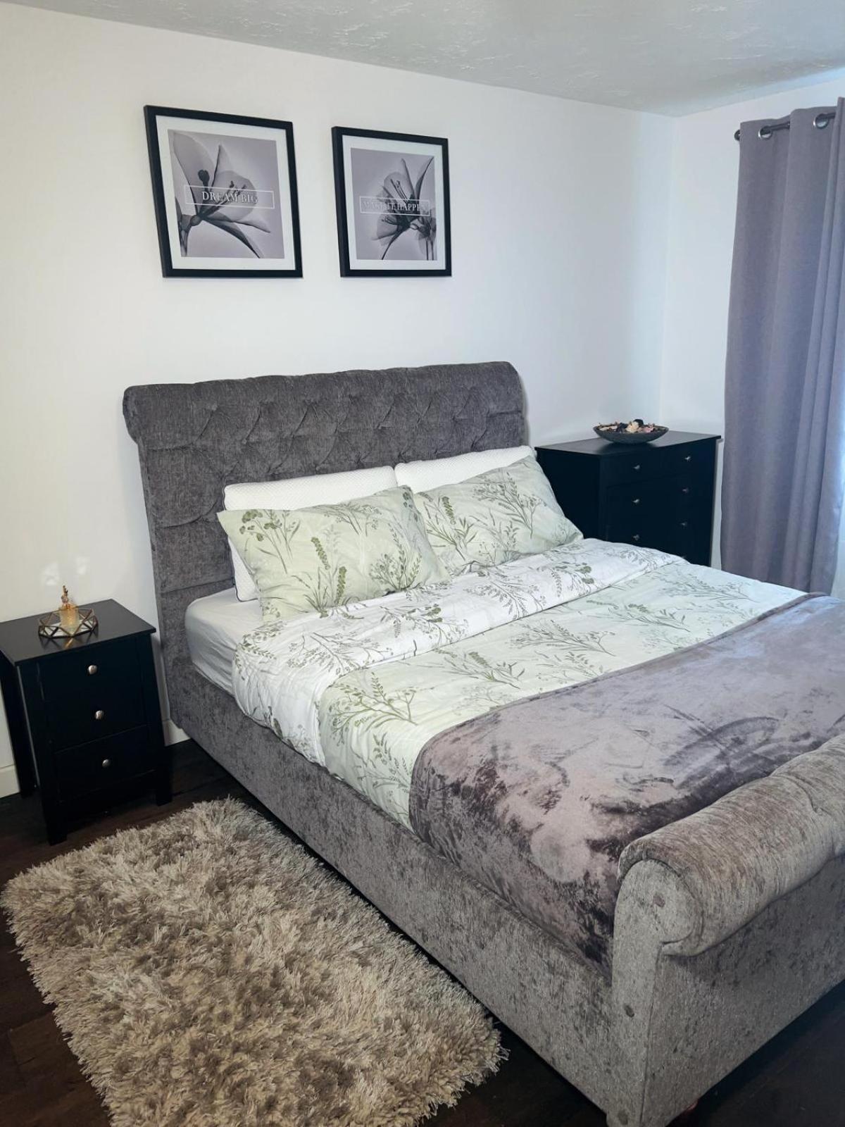 Frobisher Apartment
