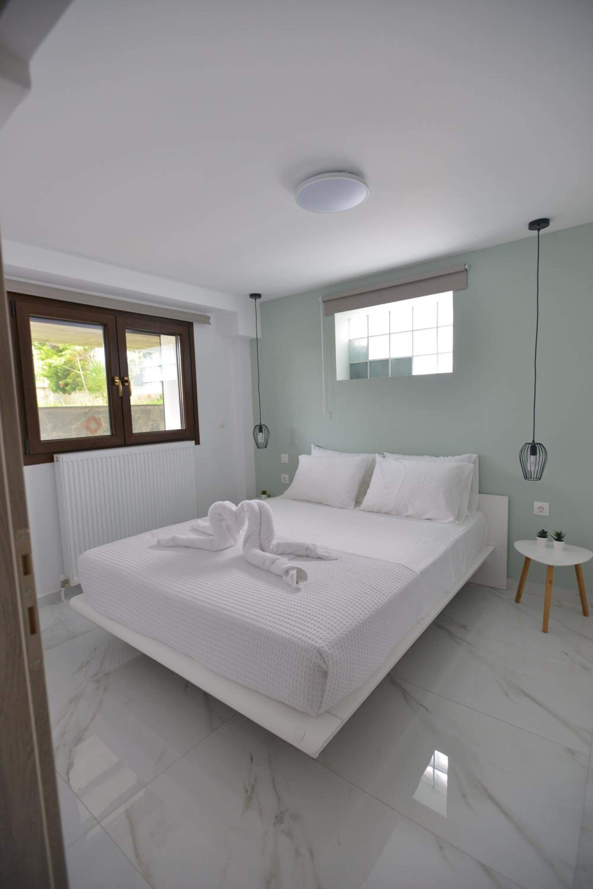 Theros-Cottage