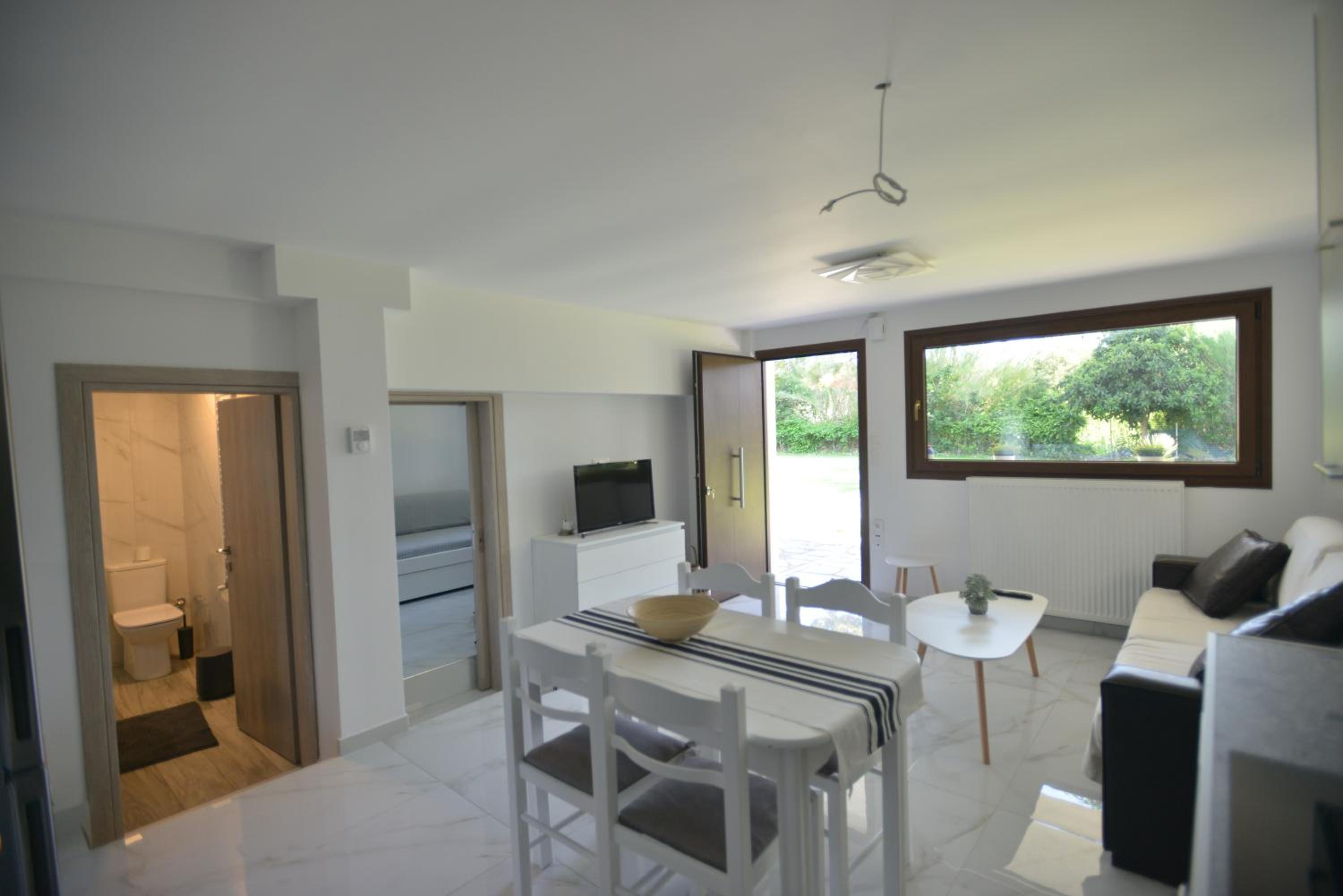 Theros-Cottage
