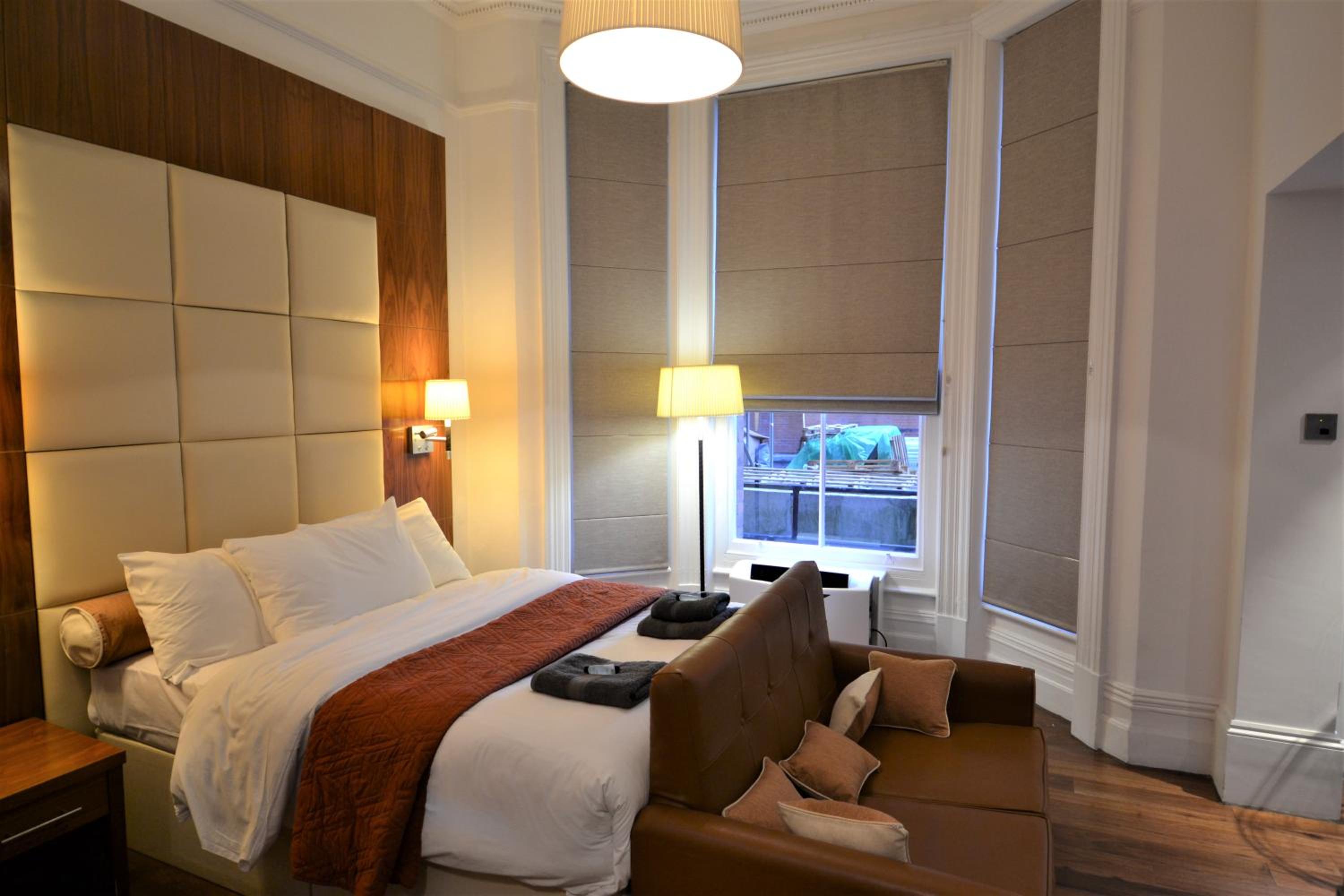 Chelsea Classic Apartments
