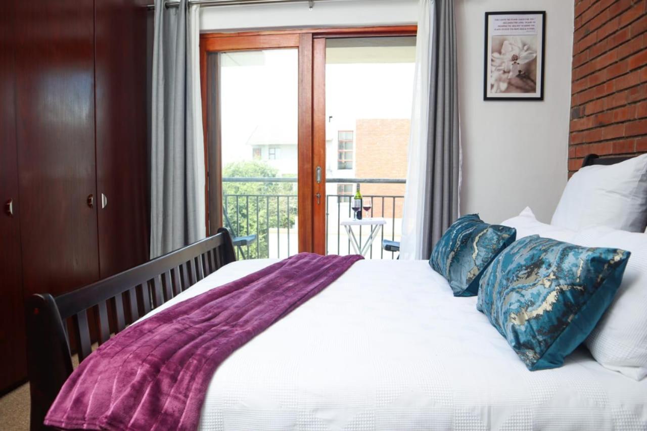 Spacious and luxury 3 bedroom apartment