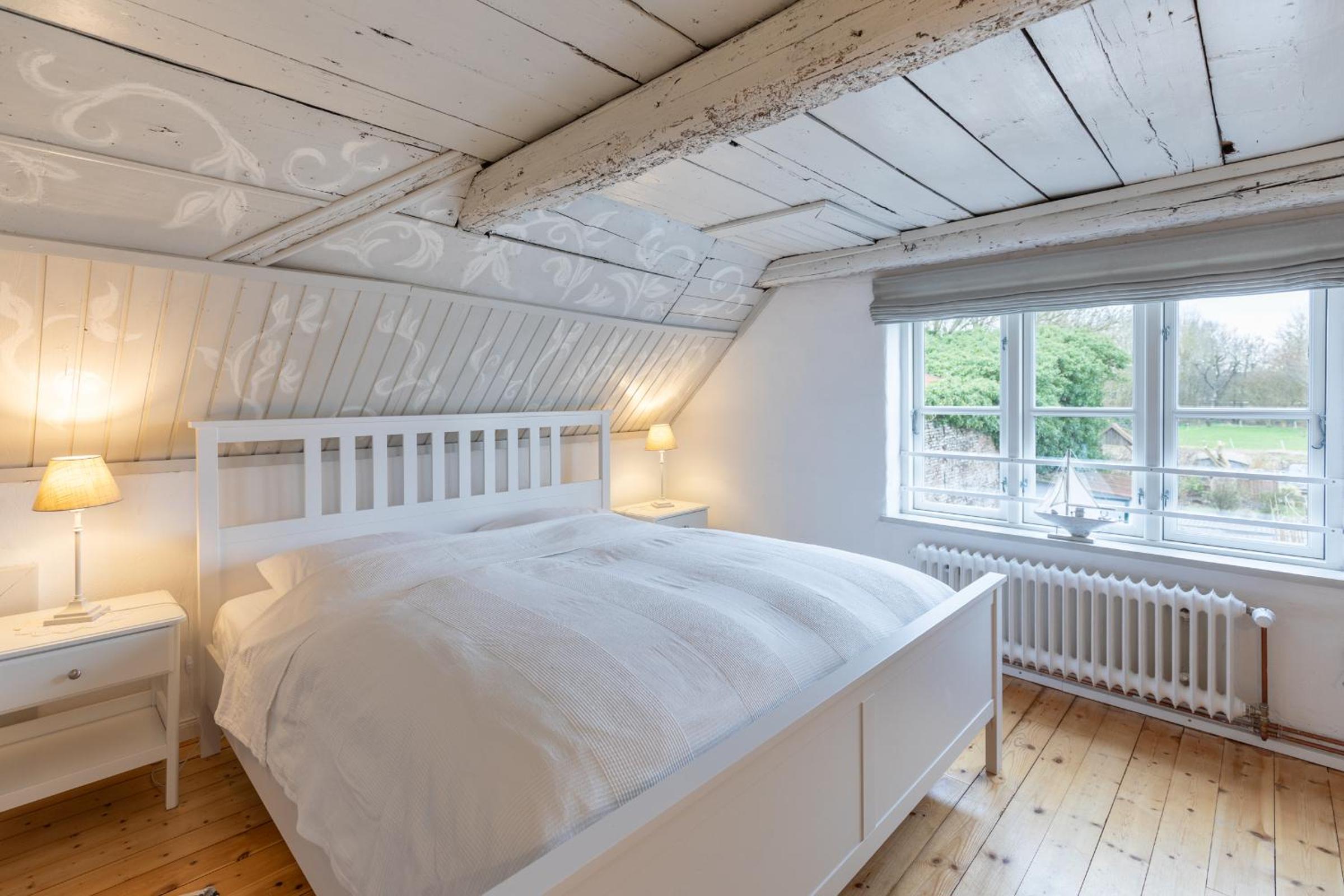 Hus rode Dör