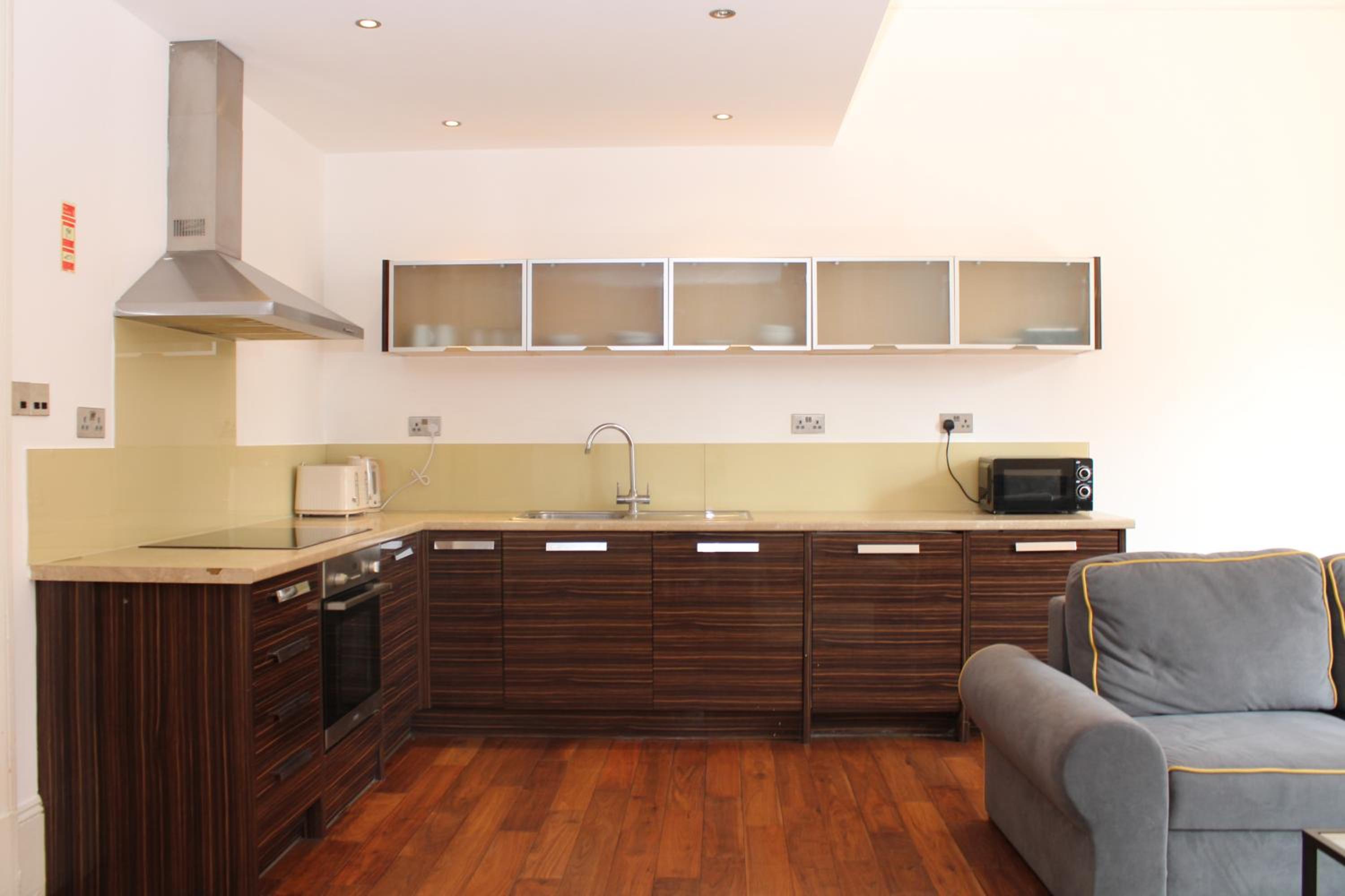 Chelsea Classic Apartments