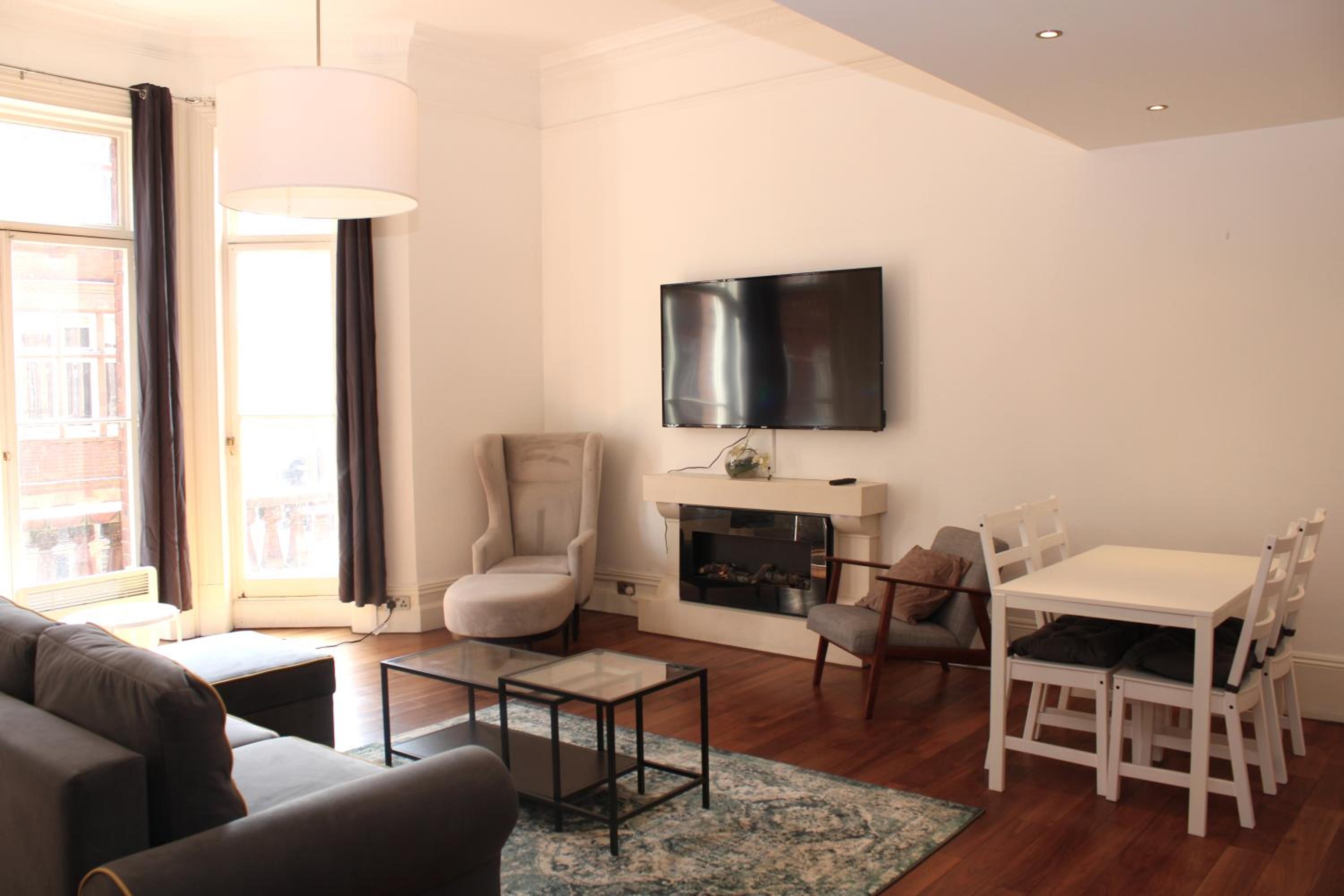 Chelsea Classic Apartments