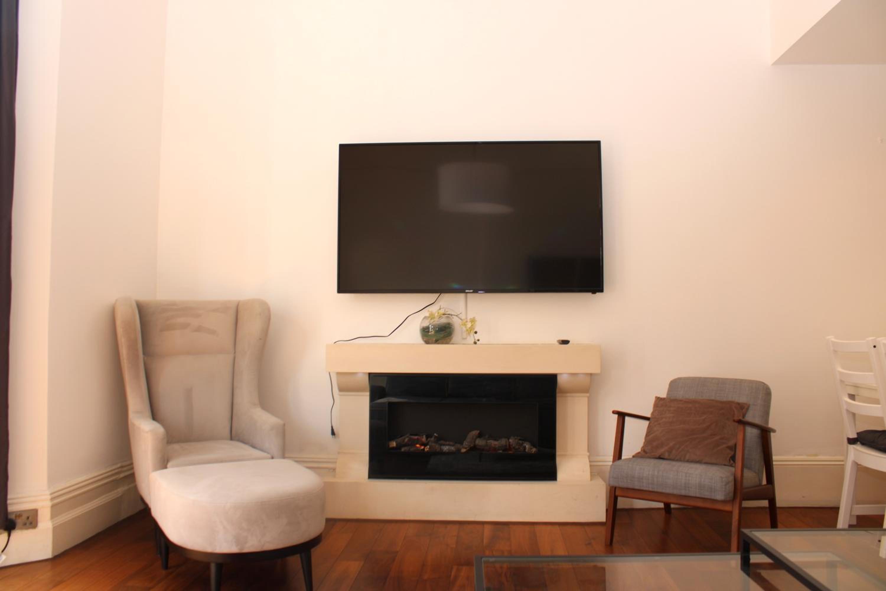 Chelsea Classic Apartments