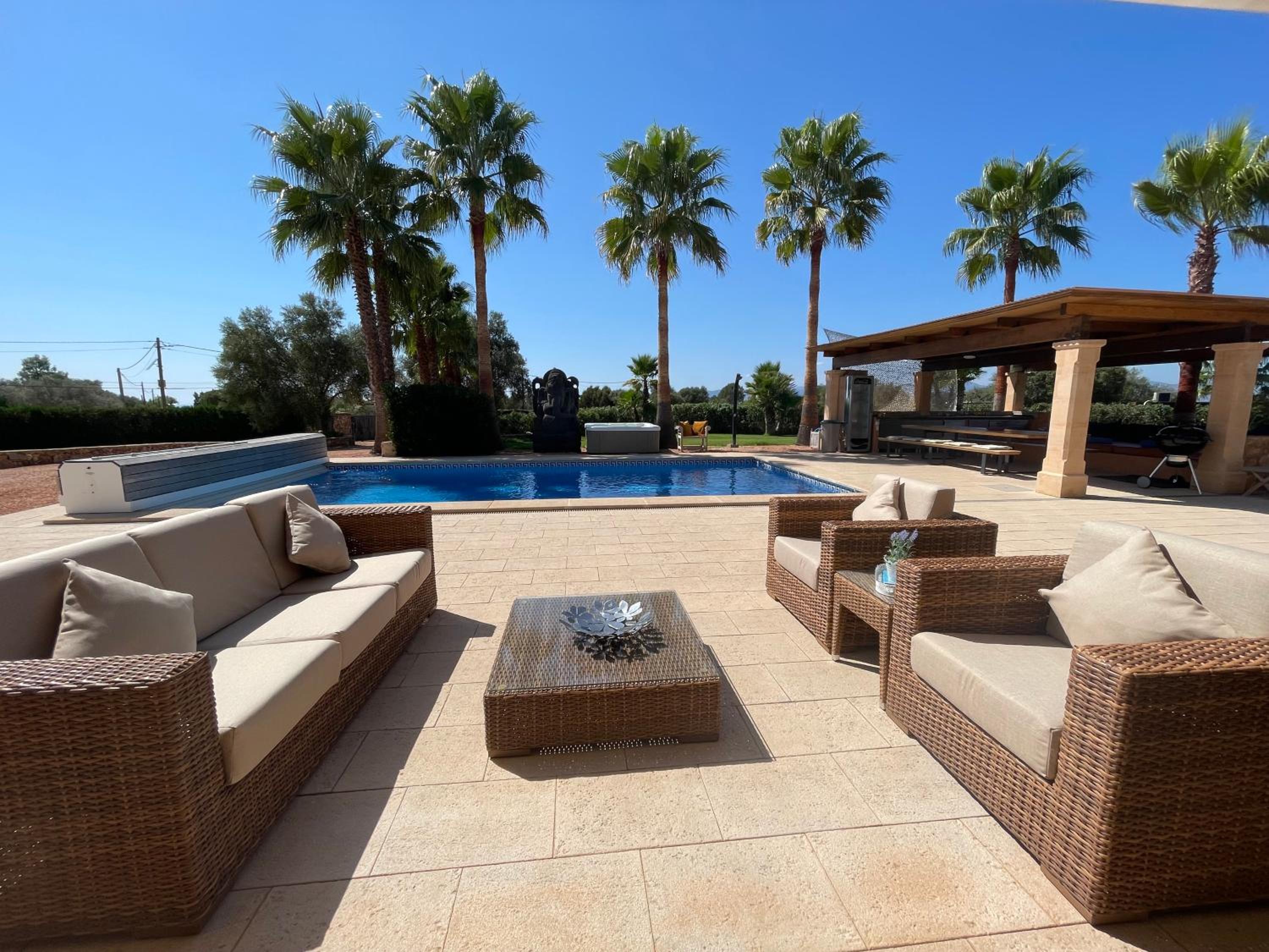 Villa Cas Mariné mit beheizb. Pool und Außenküche view 3