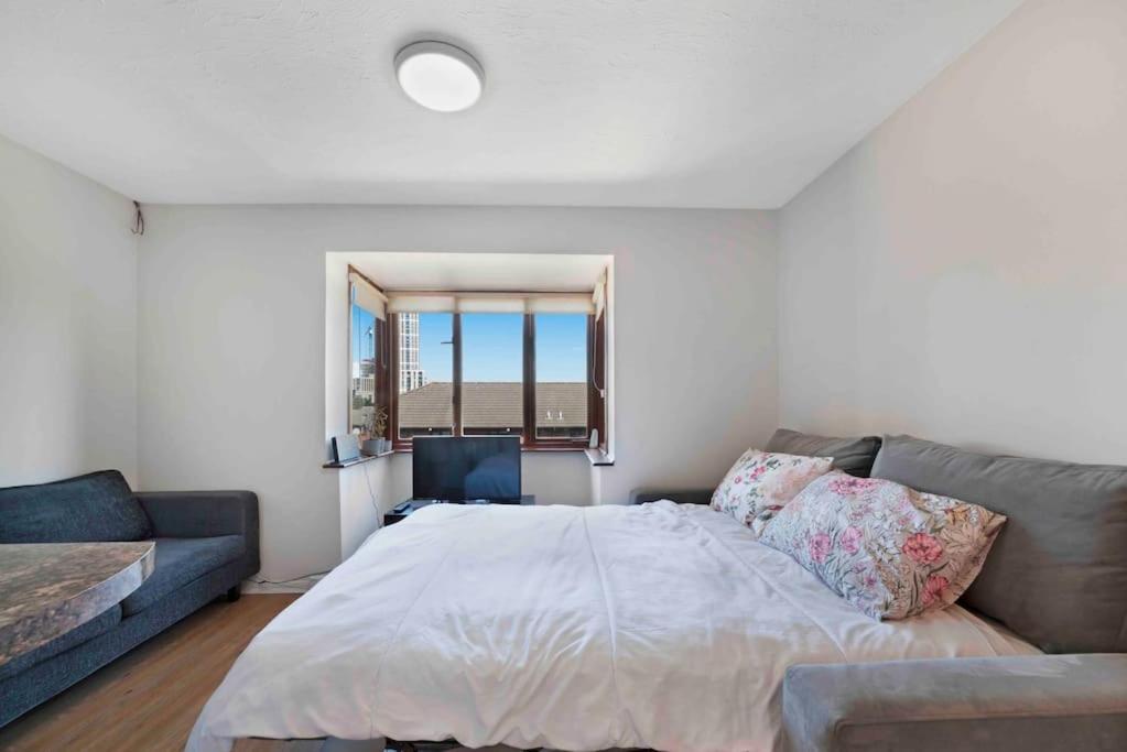 Cotton Avenue Flat Second Floor Sleeps 4