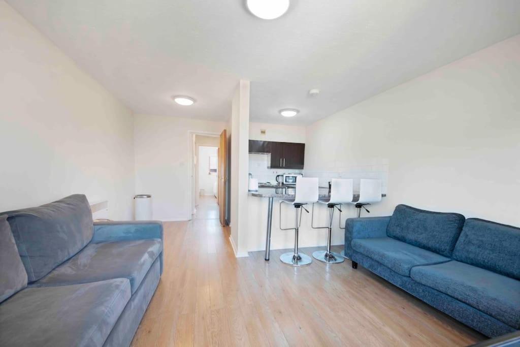 Cotton Avenue Flat Second Floor Sleeps 4