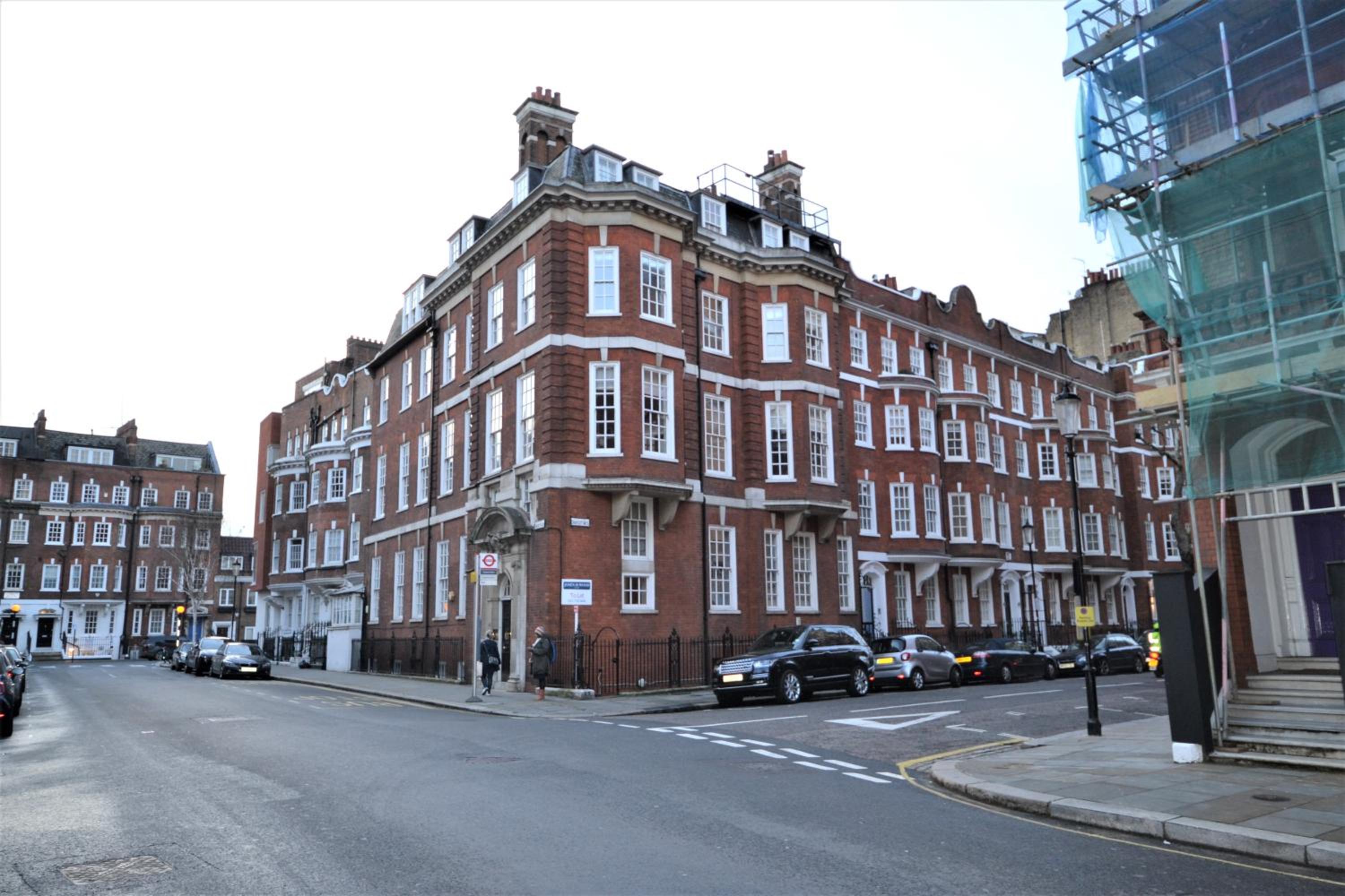 Chelsea Classic Apartments