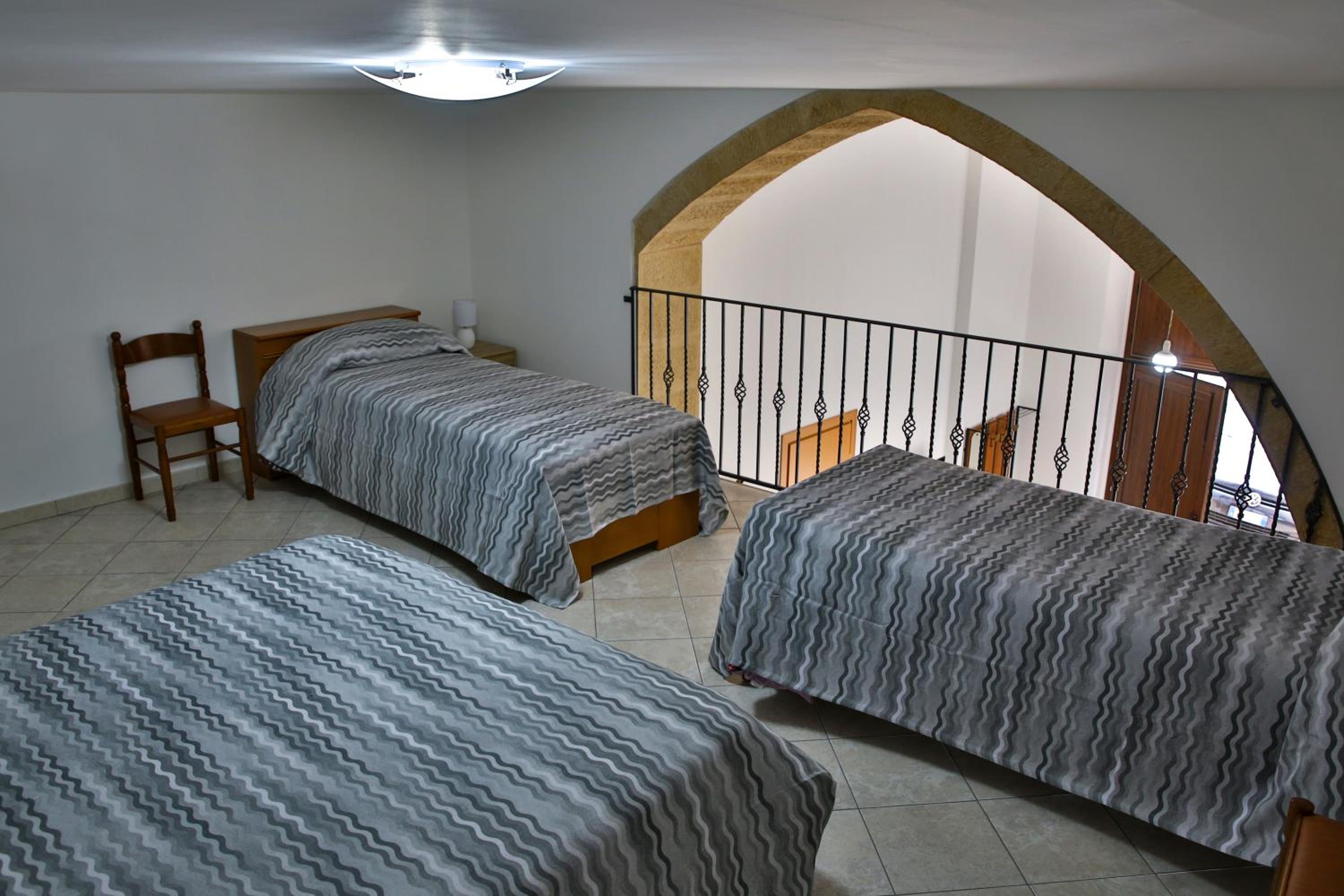 Holiday Home Castle Salemi - Casa Vacanze view 4