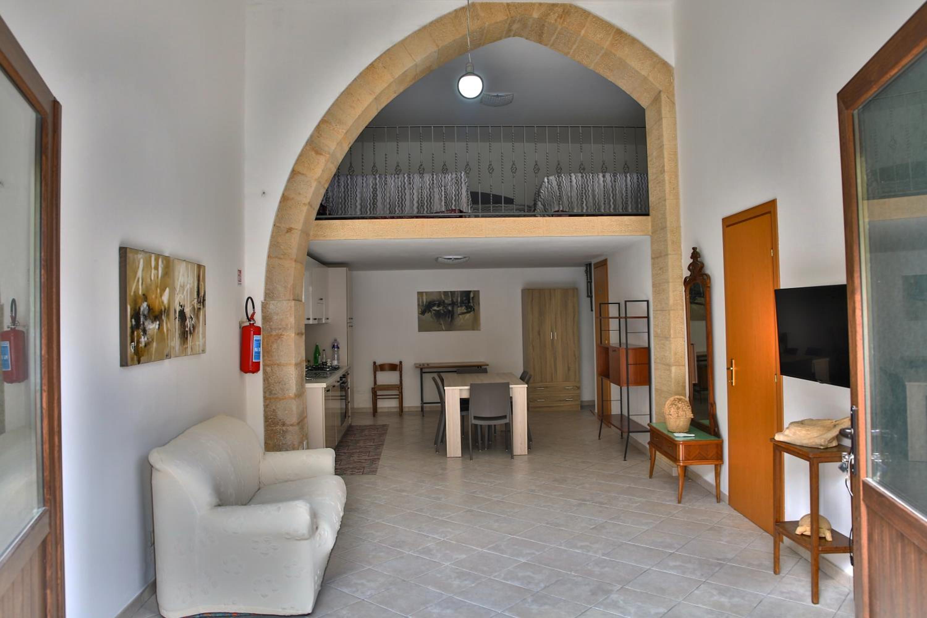 Holiday Home Castle Salemi - Casa Vacanze view 2