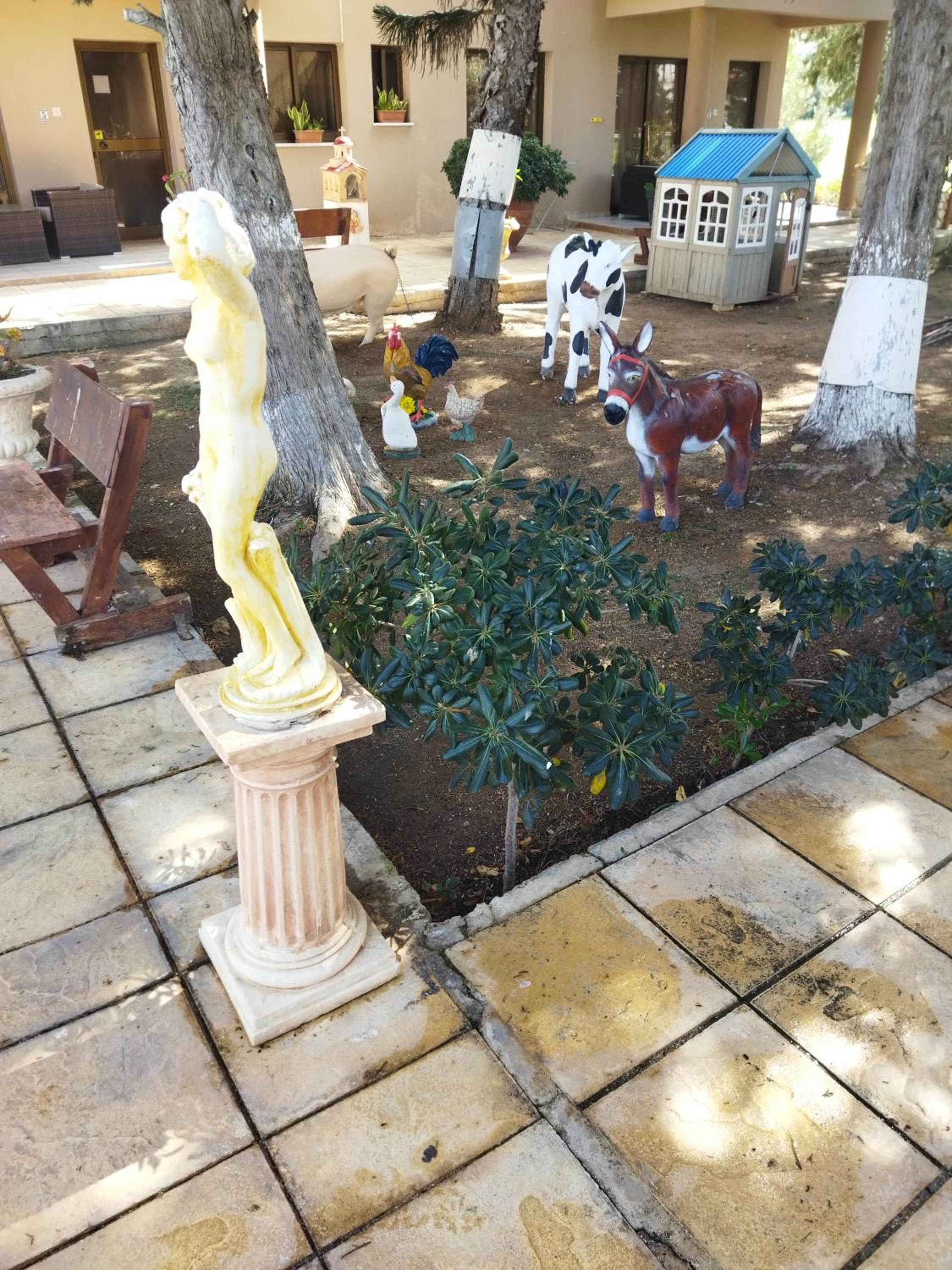 anastasia holiday apartments