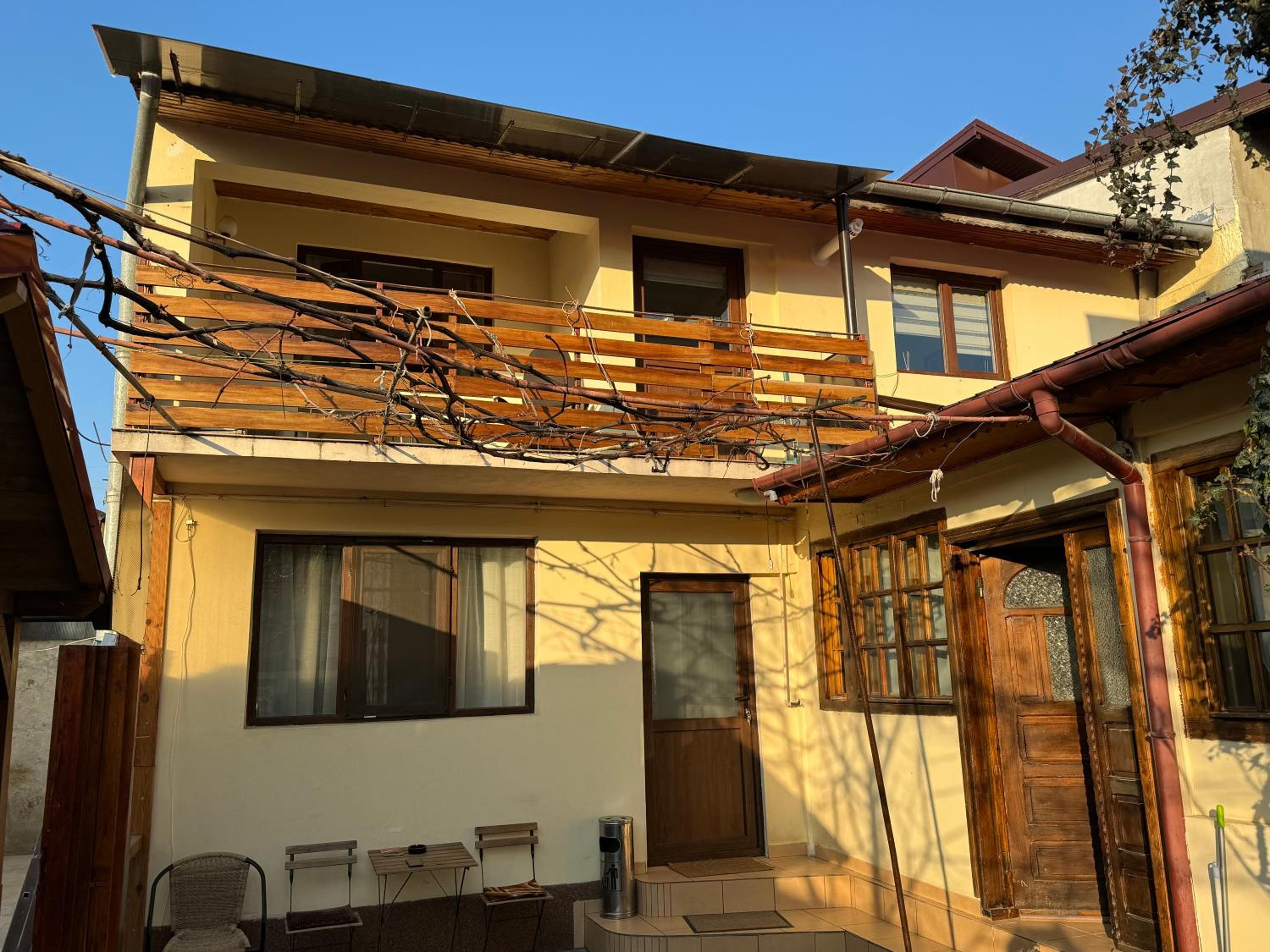 Victor Residence 38