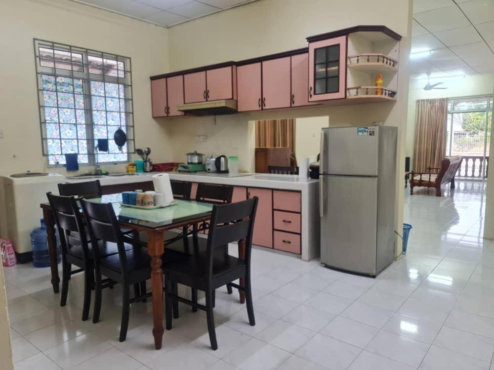 Paka Seaview Inn photo 5