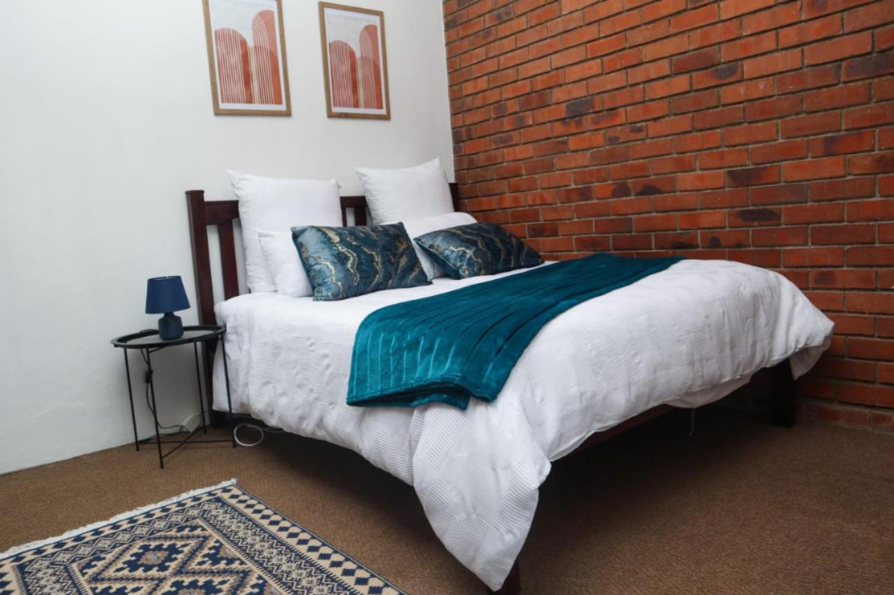 Spacious and luxury 3 bedroom apartment