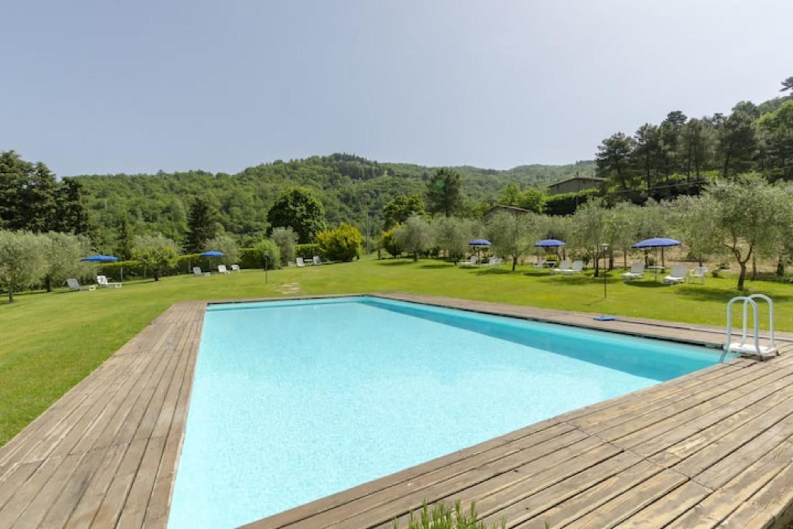 Fienile con piscina vicino Firenze