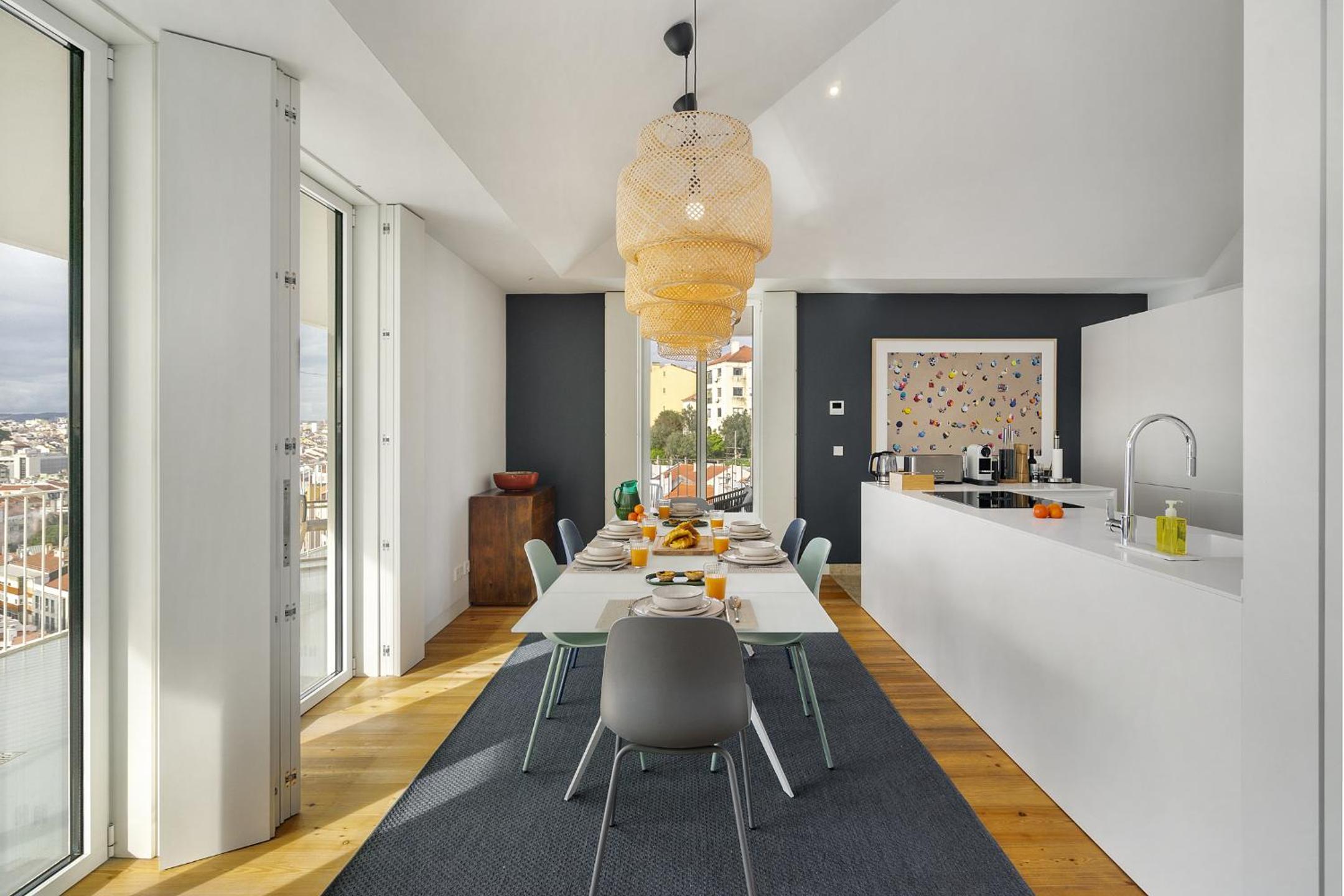 WHome Lisbon Skyline Penthouse Luxury Living View, AC & Elevator view 2