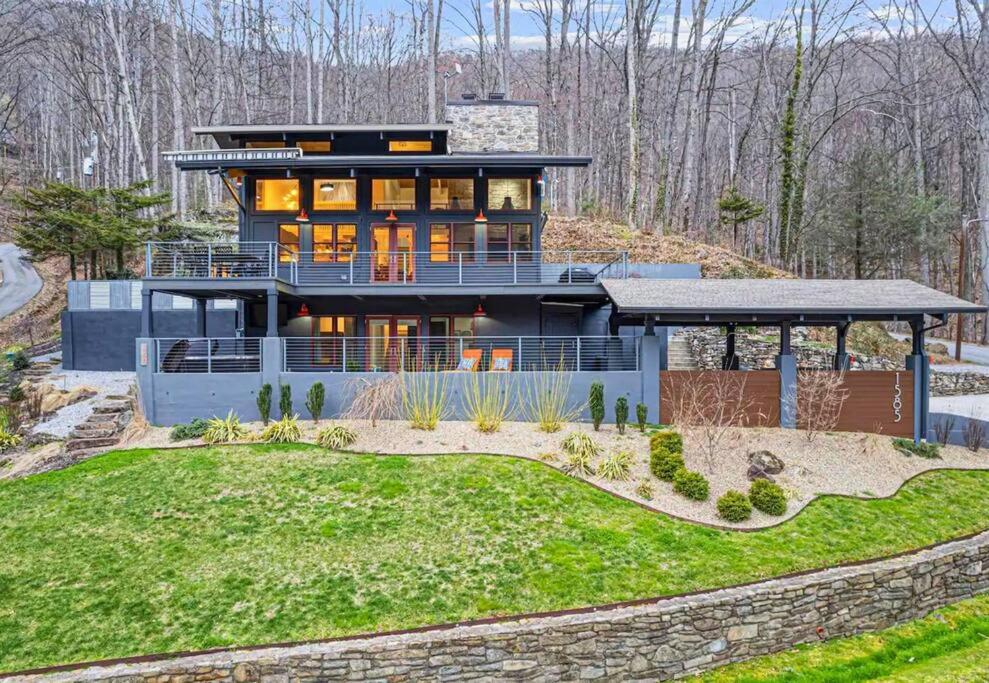 Hotel Mountain Bliss: 4br ,hot Tub, Views, Games!