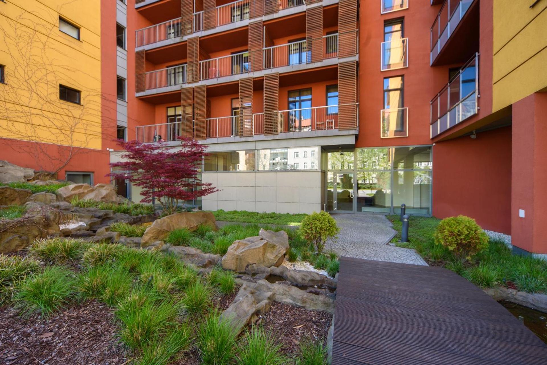 Elegancki apartament od dziedzińca, 60m2, parking, Rynek 700 m