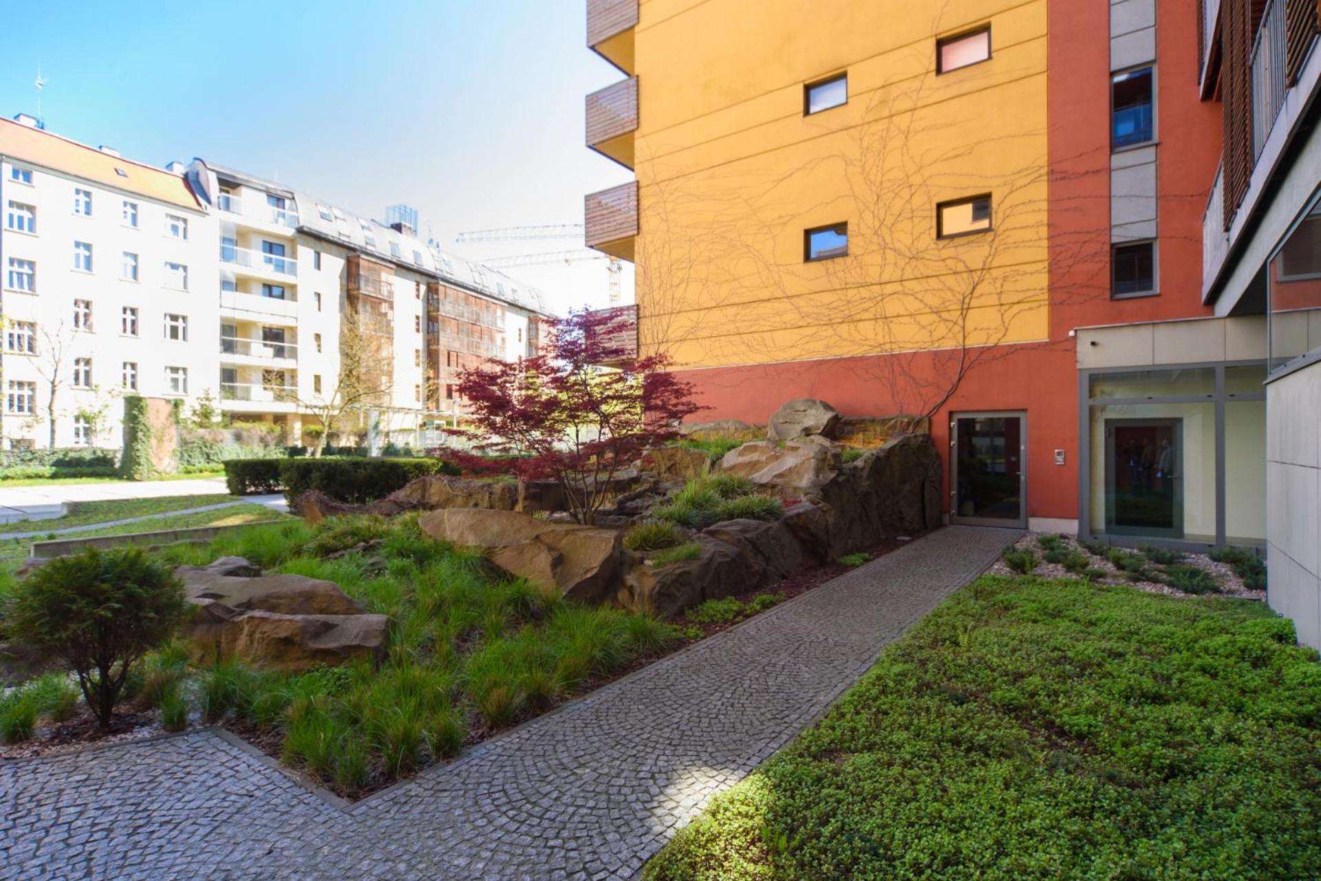 Elegancki apartament od dziedzińca, 60m2, parking, Rynek 700 m