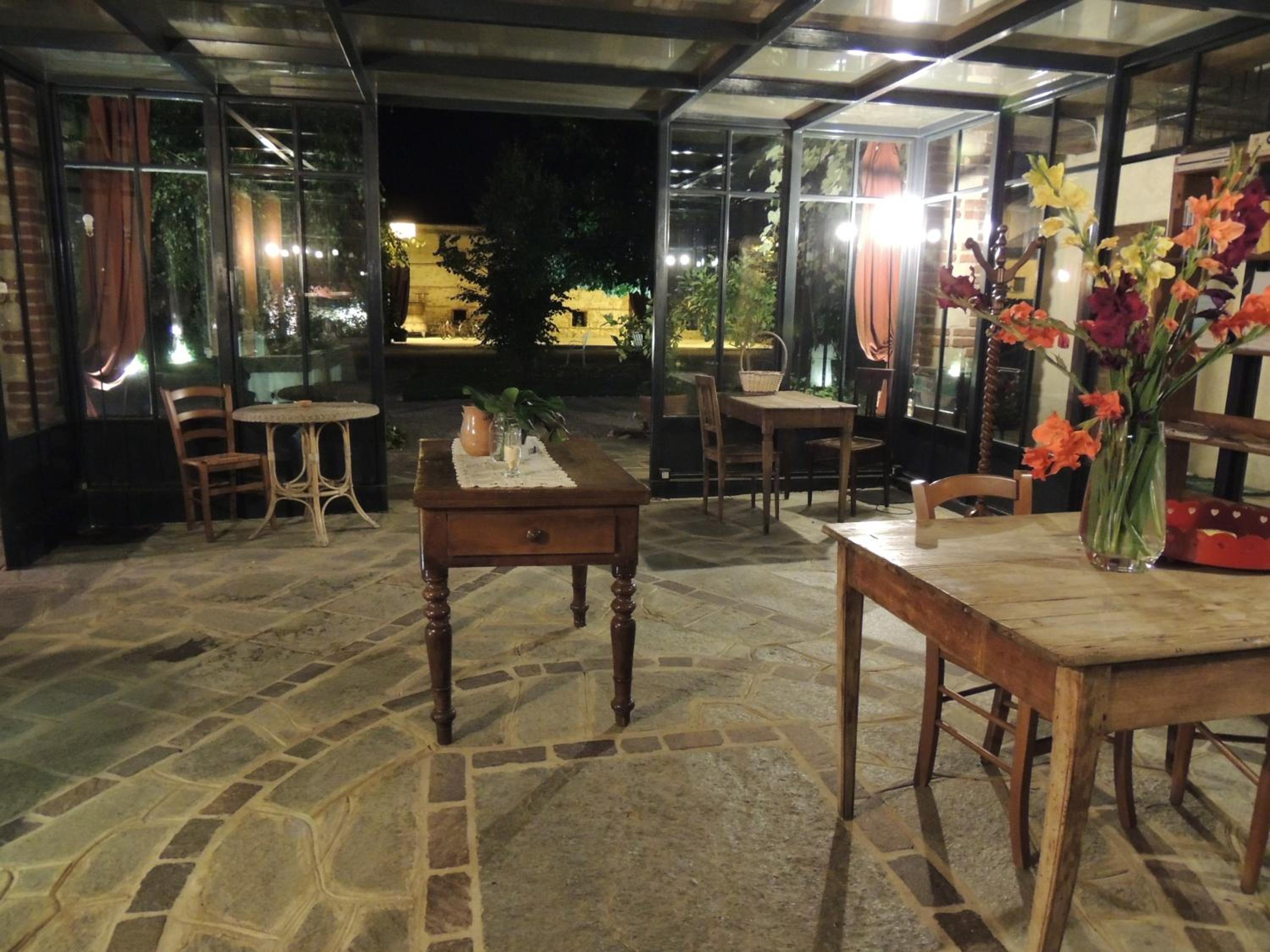Photo 56