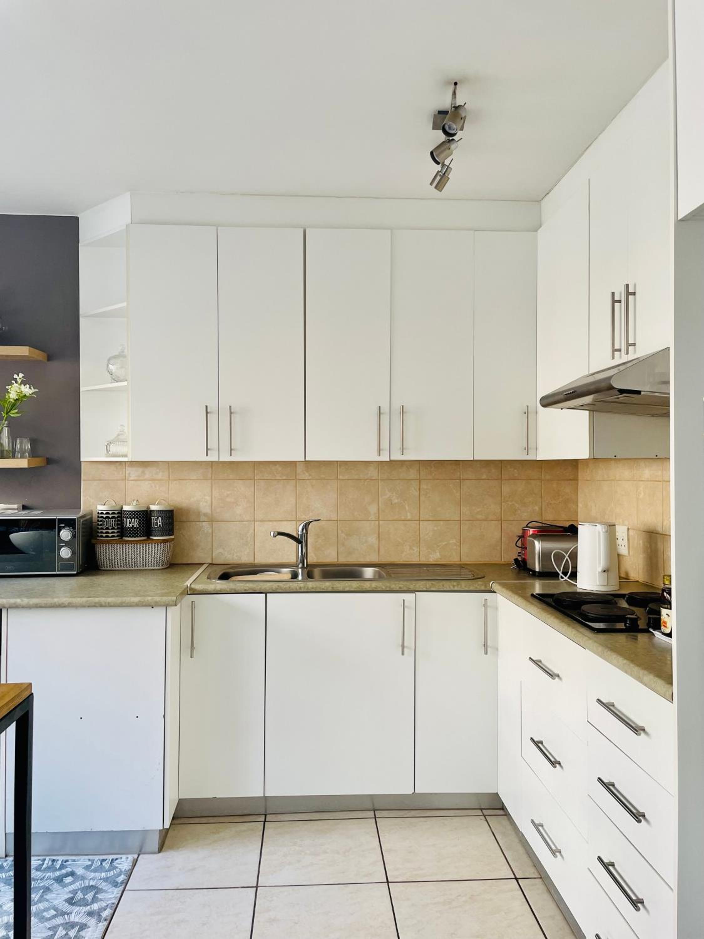 Live, explore & entertain in the City! view 5