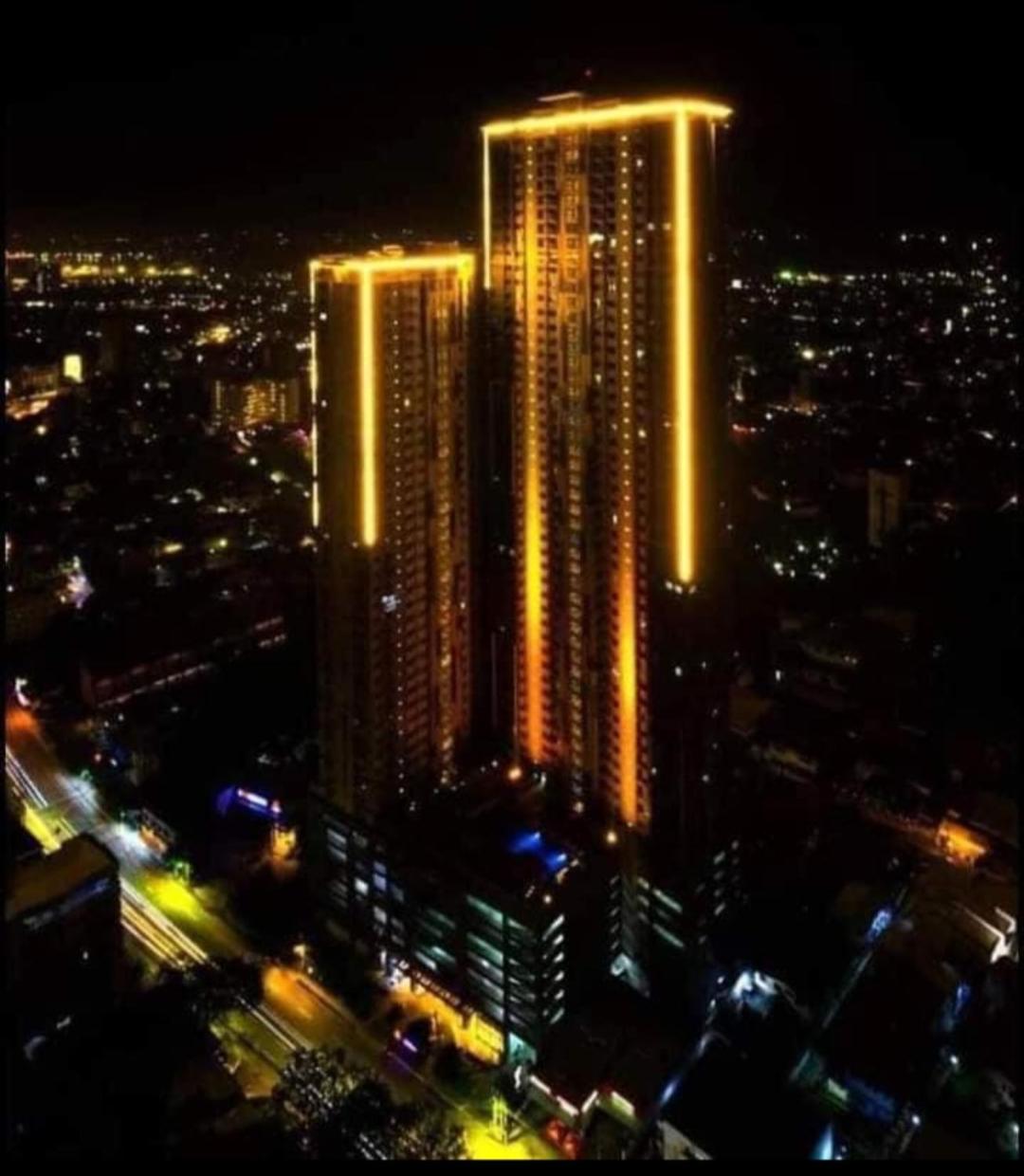 Horizon 101 Shean Cityscape Studio Type Condo view 2