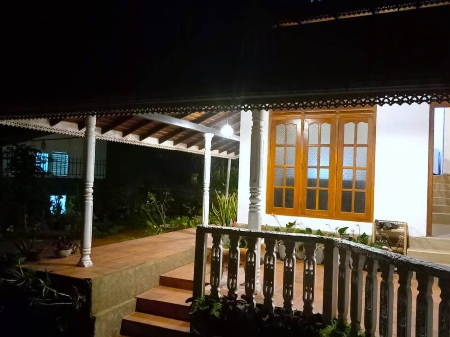 Natural Cottage Galle