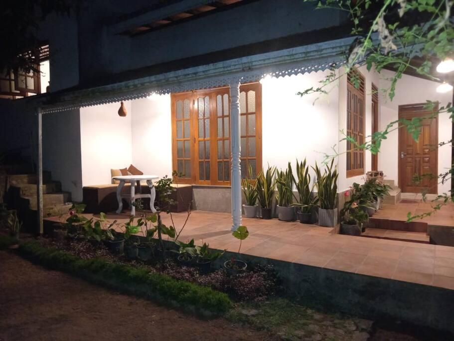 Natural Cottage Galle