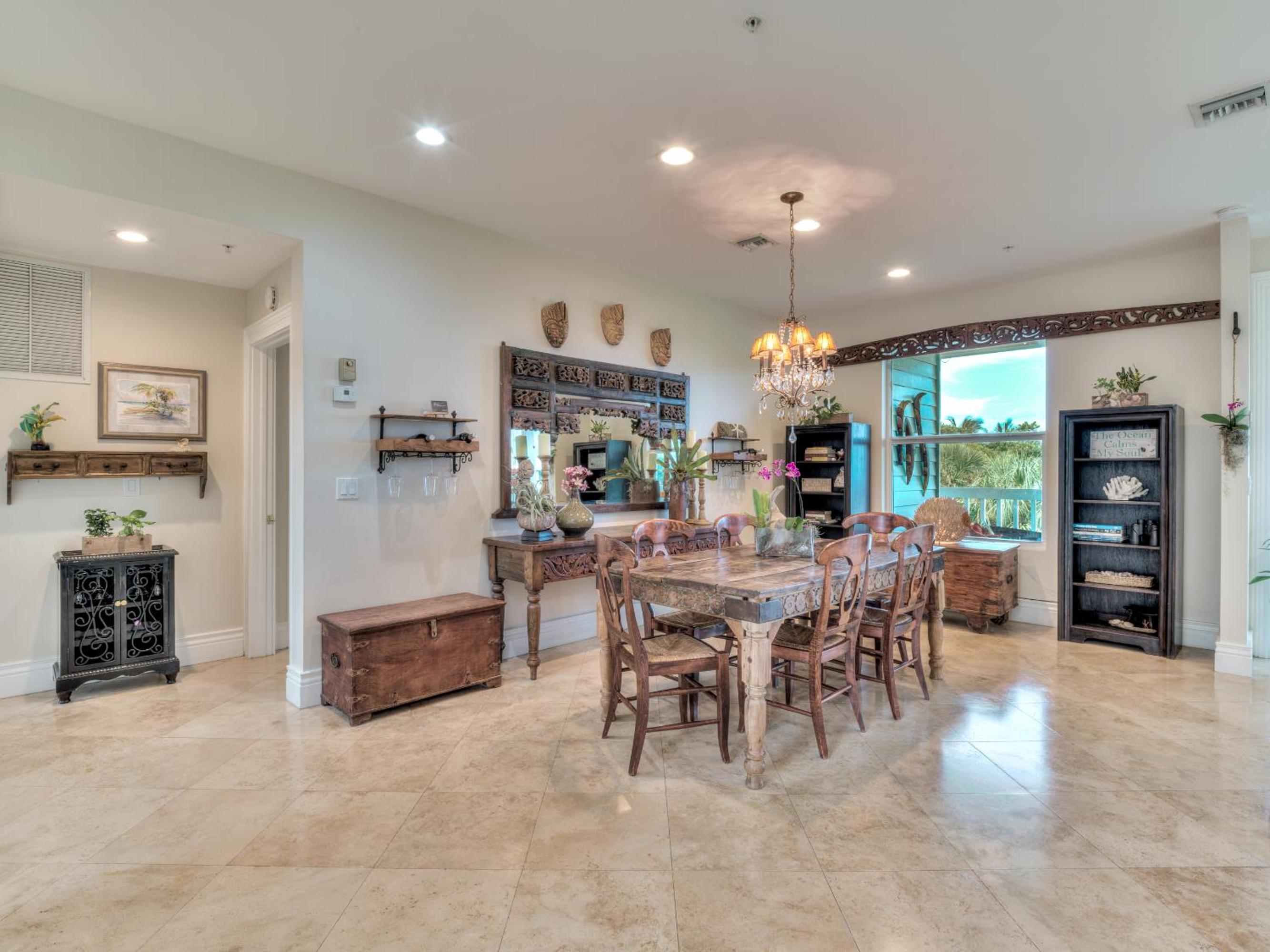 Sol Mar-Oceanfront Beachhouse