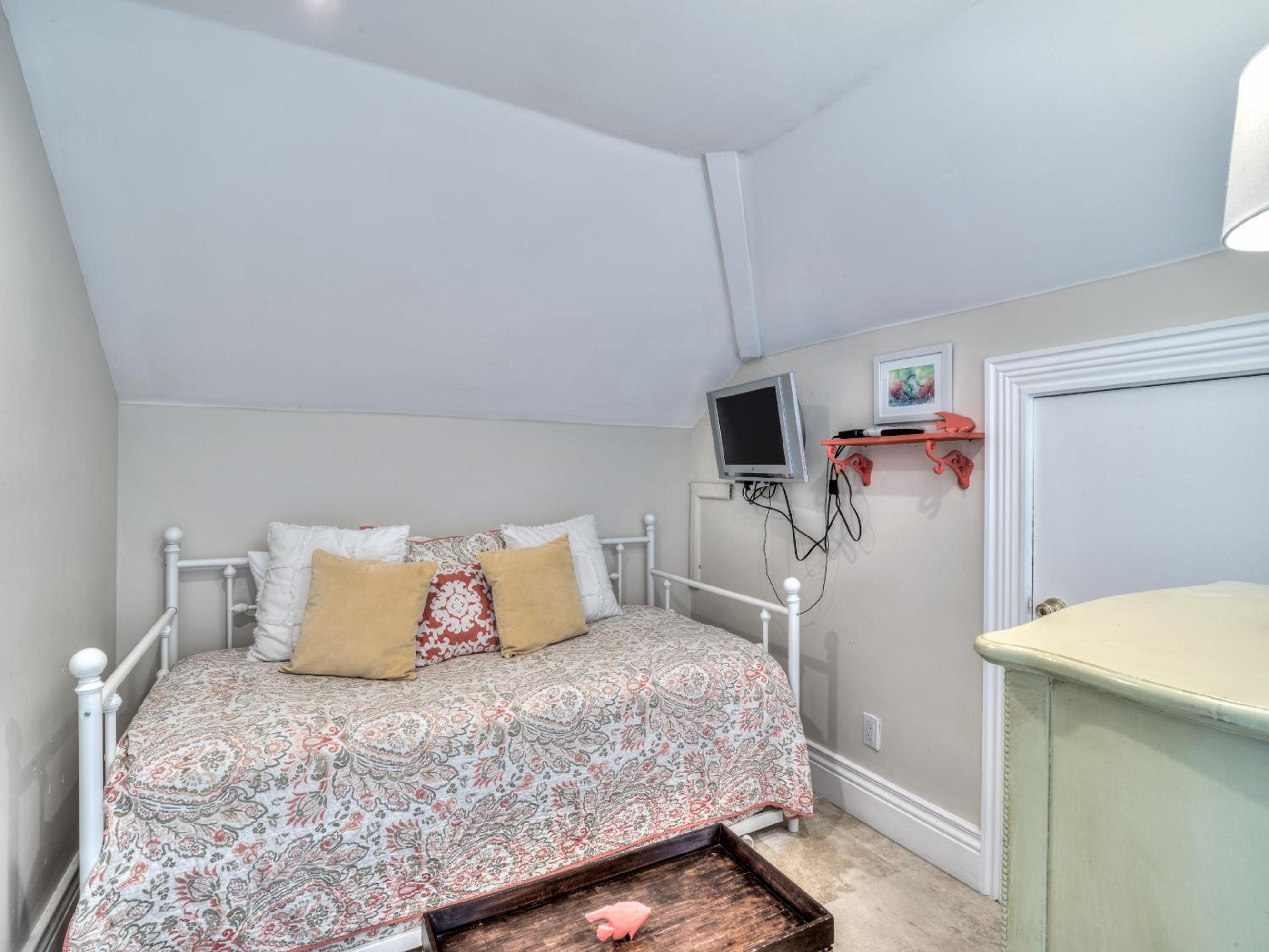 Sol Mar-Oceanfront Beachhouse