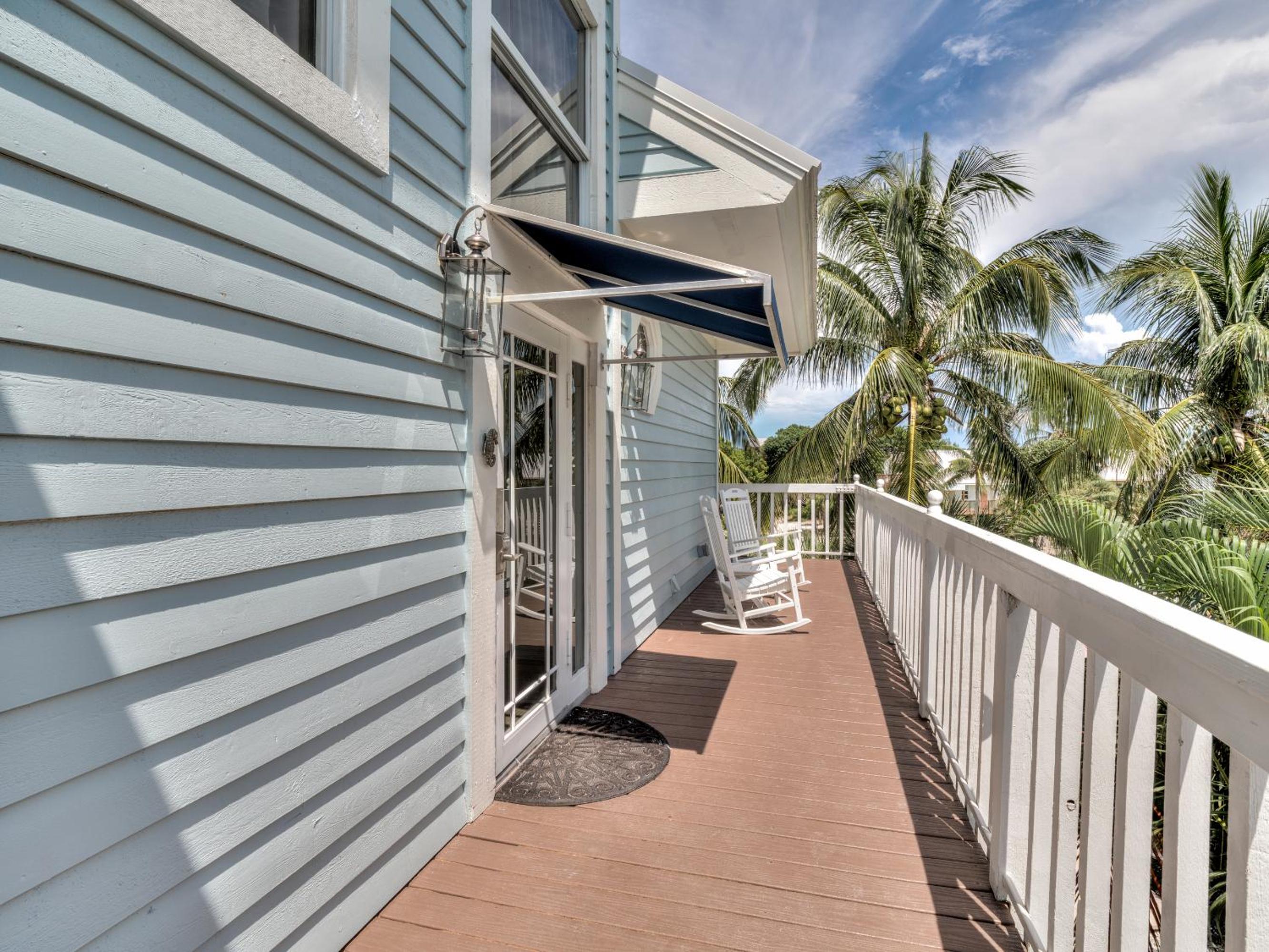 Sol Mar-Oceanfront Beachhouse