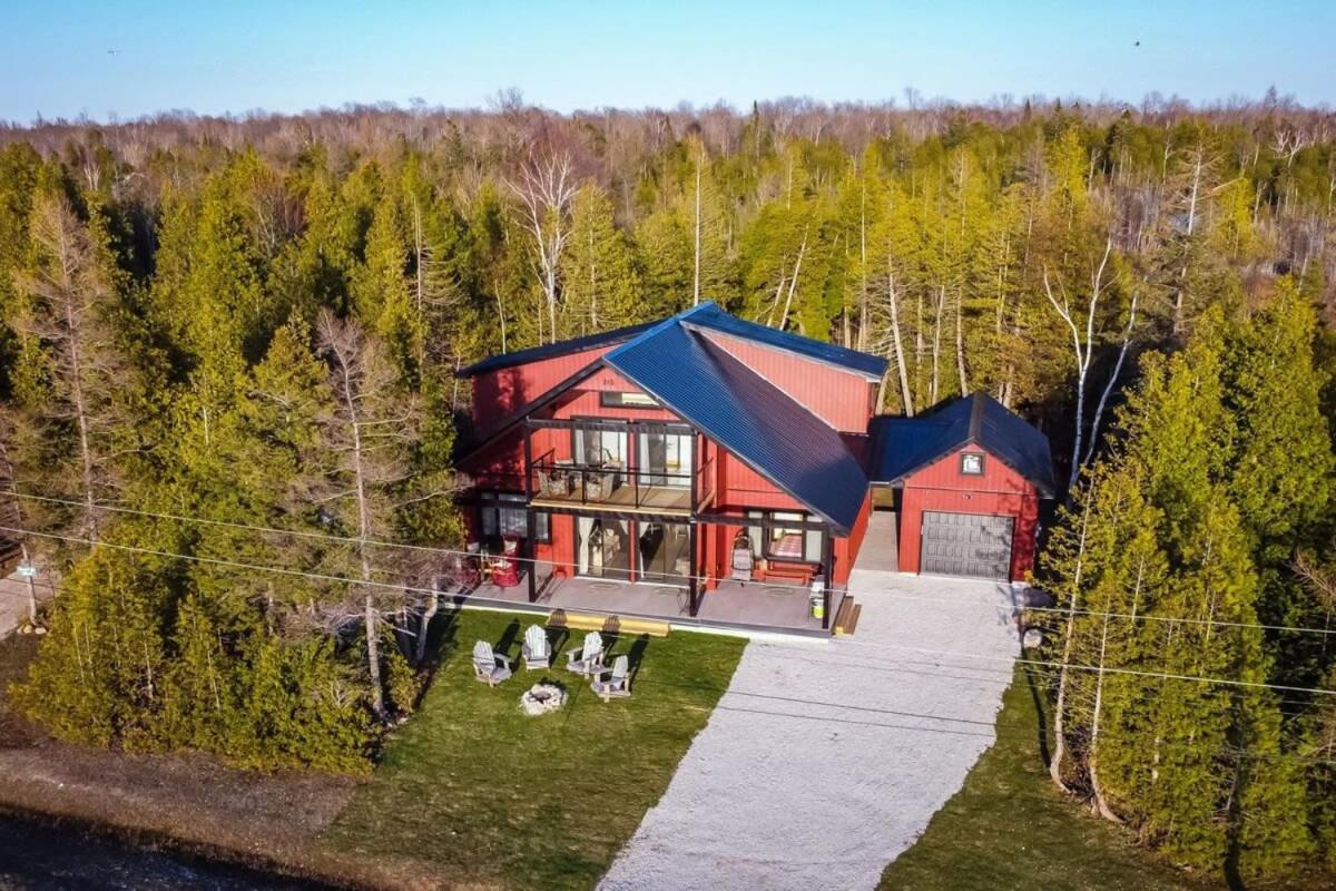 Lakefront Luxury Cottage - Shining Star - Close to Sauble Beach