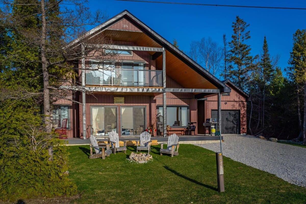 Lakefront Luxury Cottage - Shining Star - Close to Sauble Beach