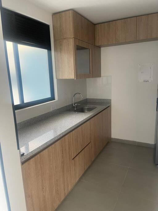 Casa Familiar Excelente ubicación con Piscina