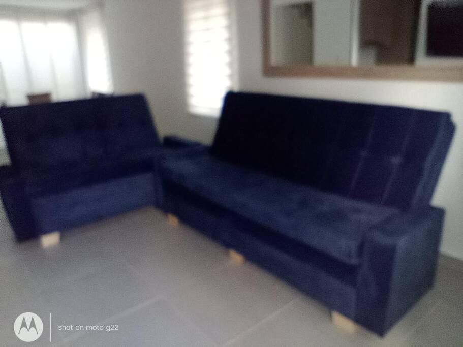 Casa Familiar Excelente ubicación con Piscina