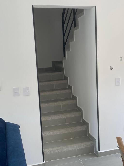 Casa Familiar Excelente ubicación con Piscina