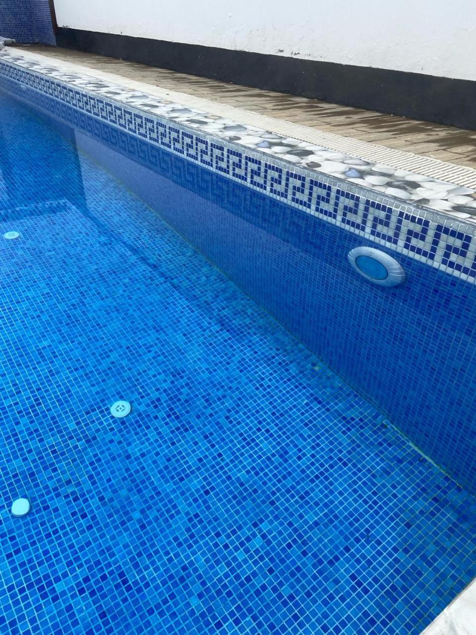 Qafqaz Milan Villa With Outdoor Heated Pool