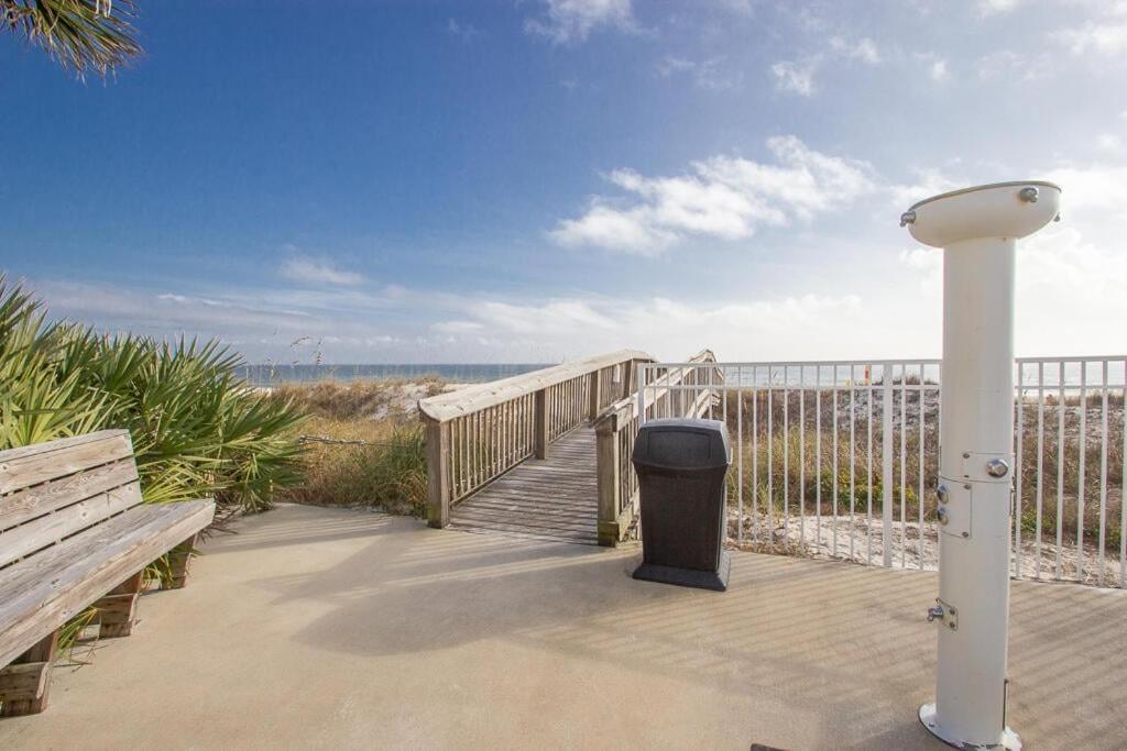 Beach View 3br/2ba w/Pools Sleeps 8 view 3
