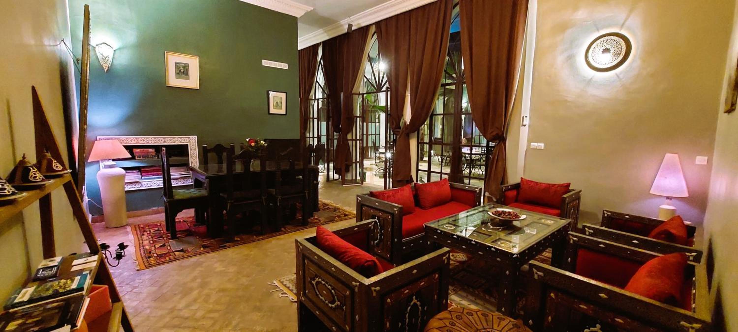 lounge