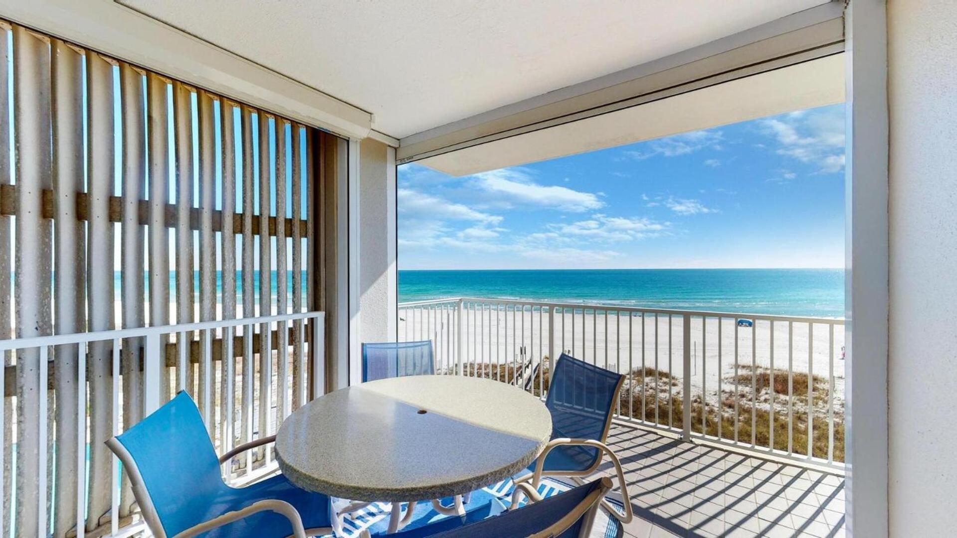 Beautiful 3BR/2BA Beachfront Condo,Sleeps 8