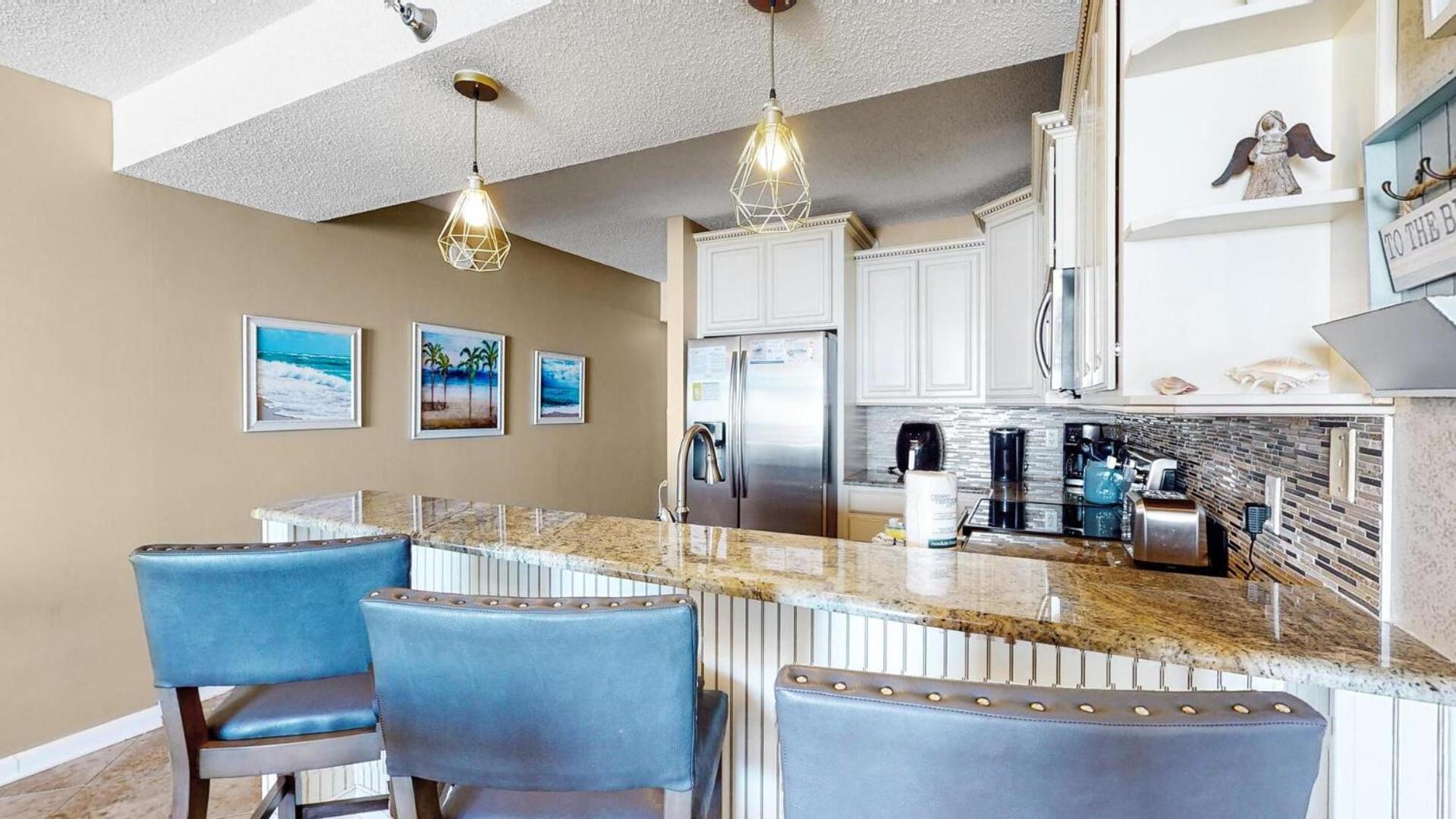 Beautiful 3BR/2BA Beachfront Condo,Sleeps 8