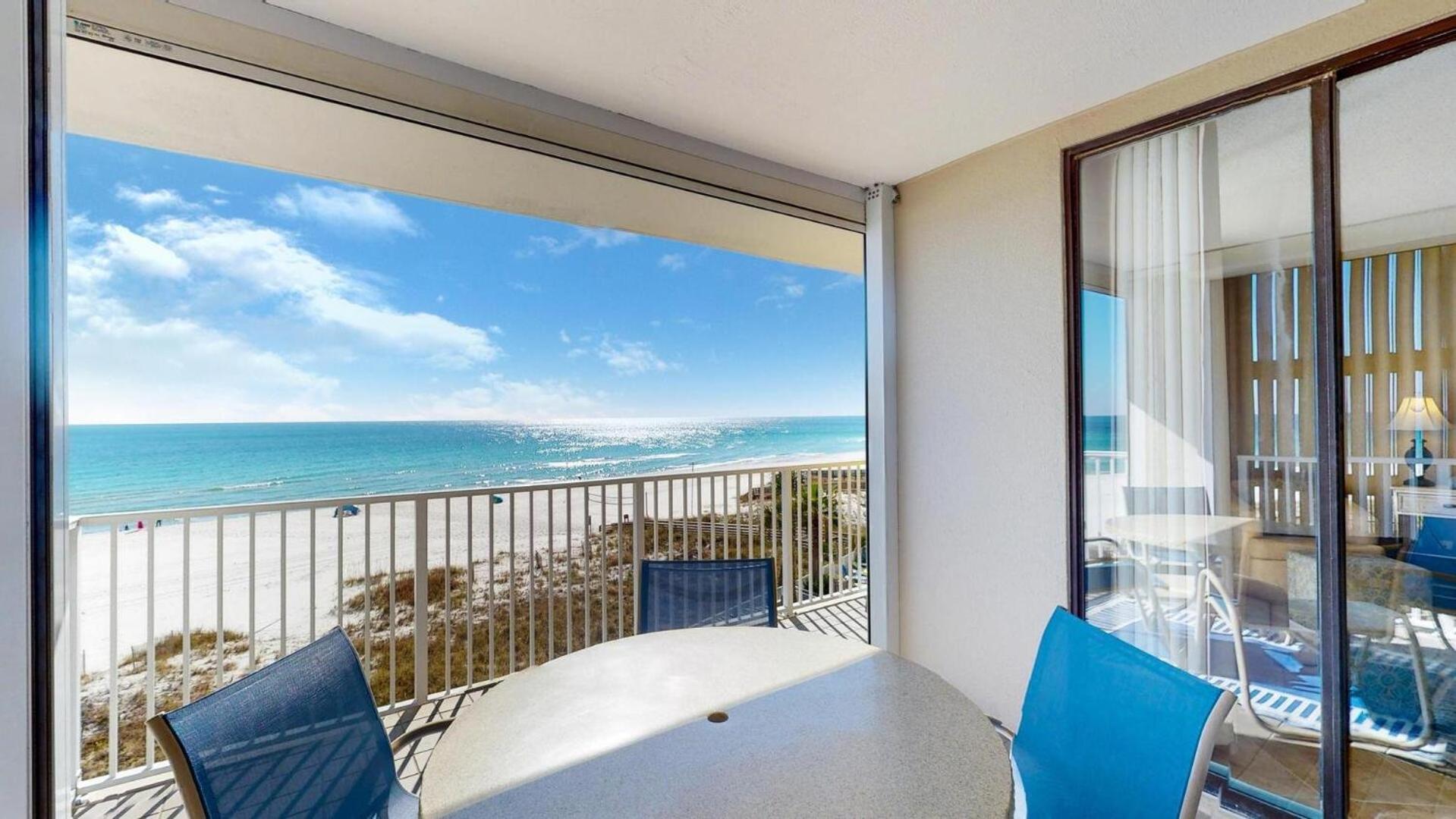 Beautiful 3BR/2BA Beachfront Condo,Sleeps 8
