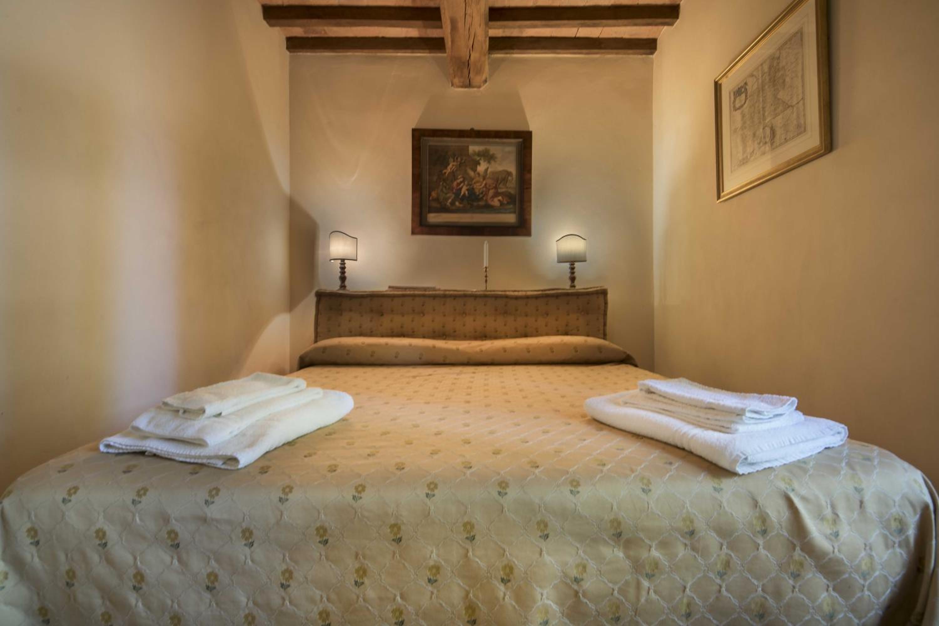 Borgo di Camporsevoli