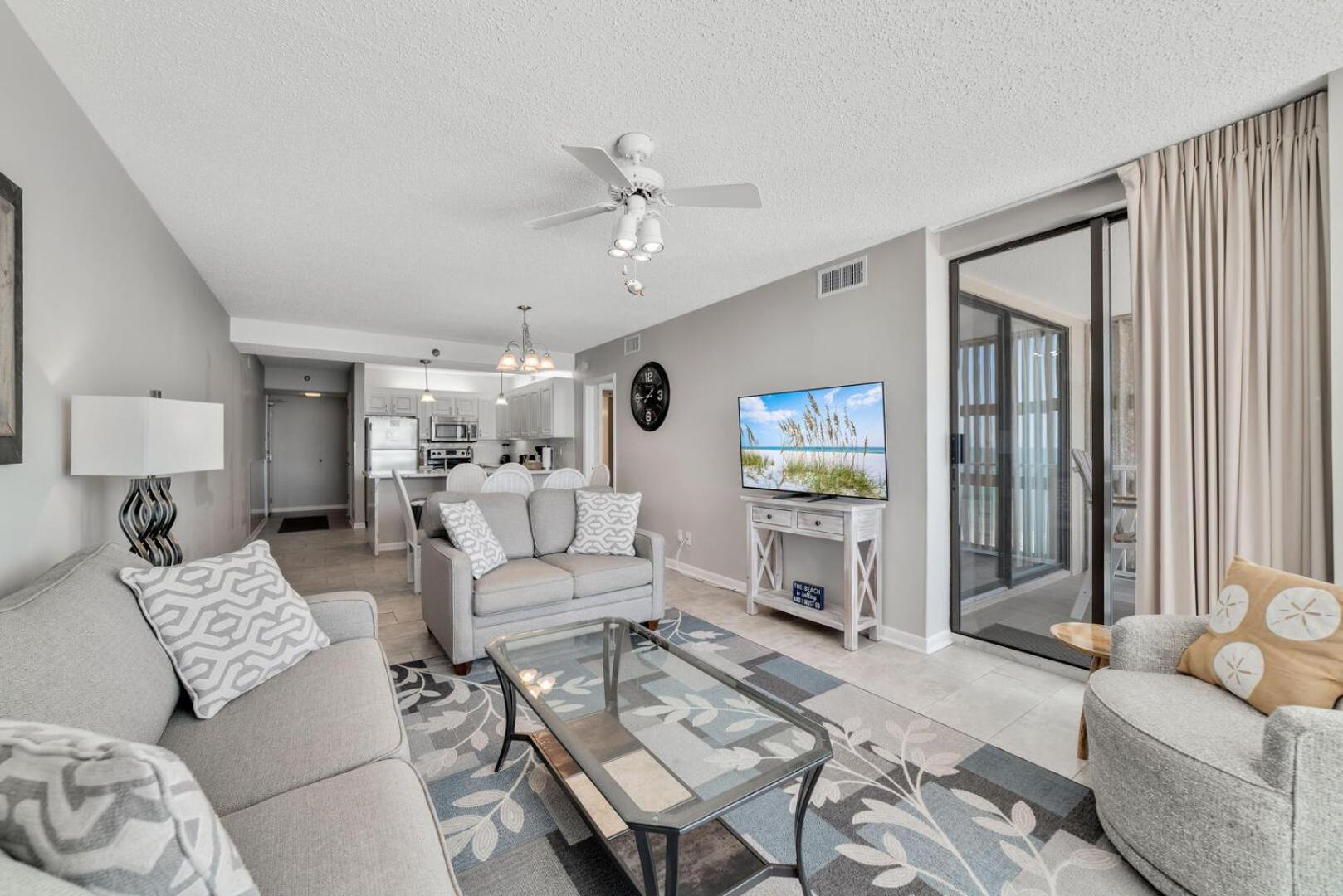 Stunning Views, 3BD/2BA w/ Private Balcony