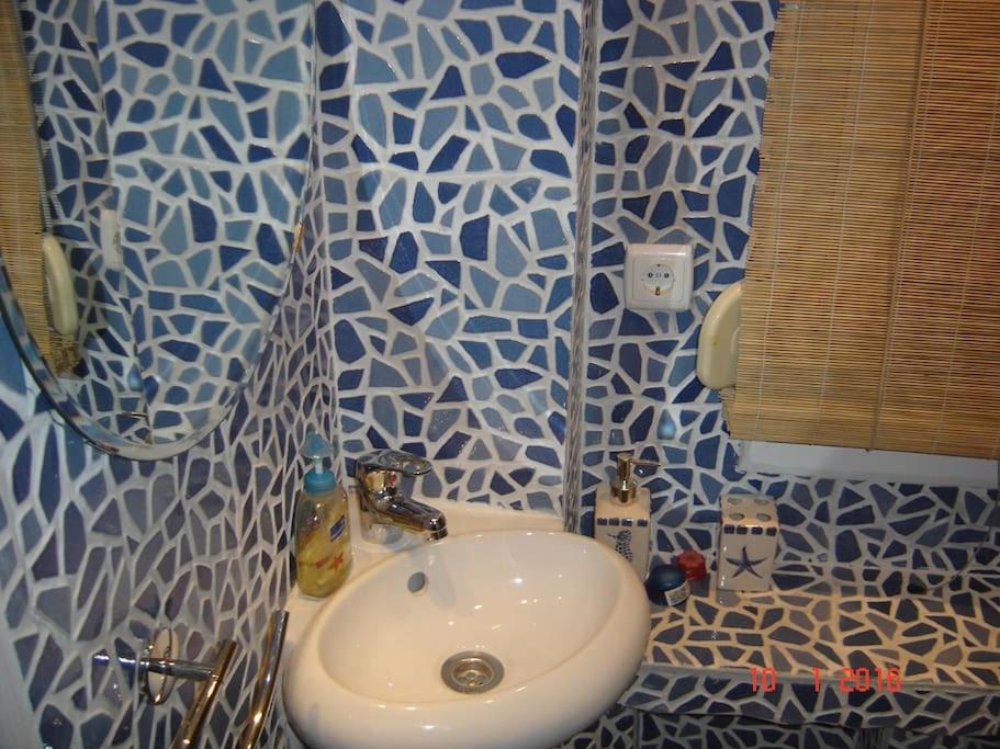 Hara's House 2 view 2